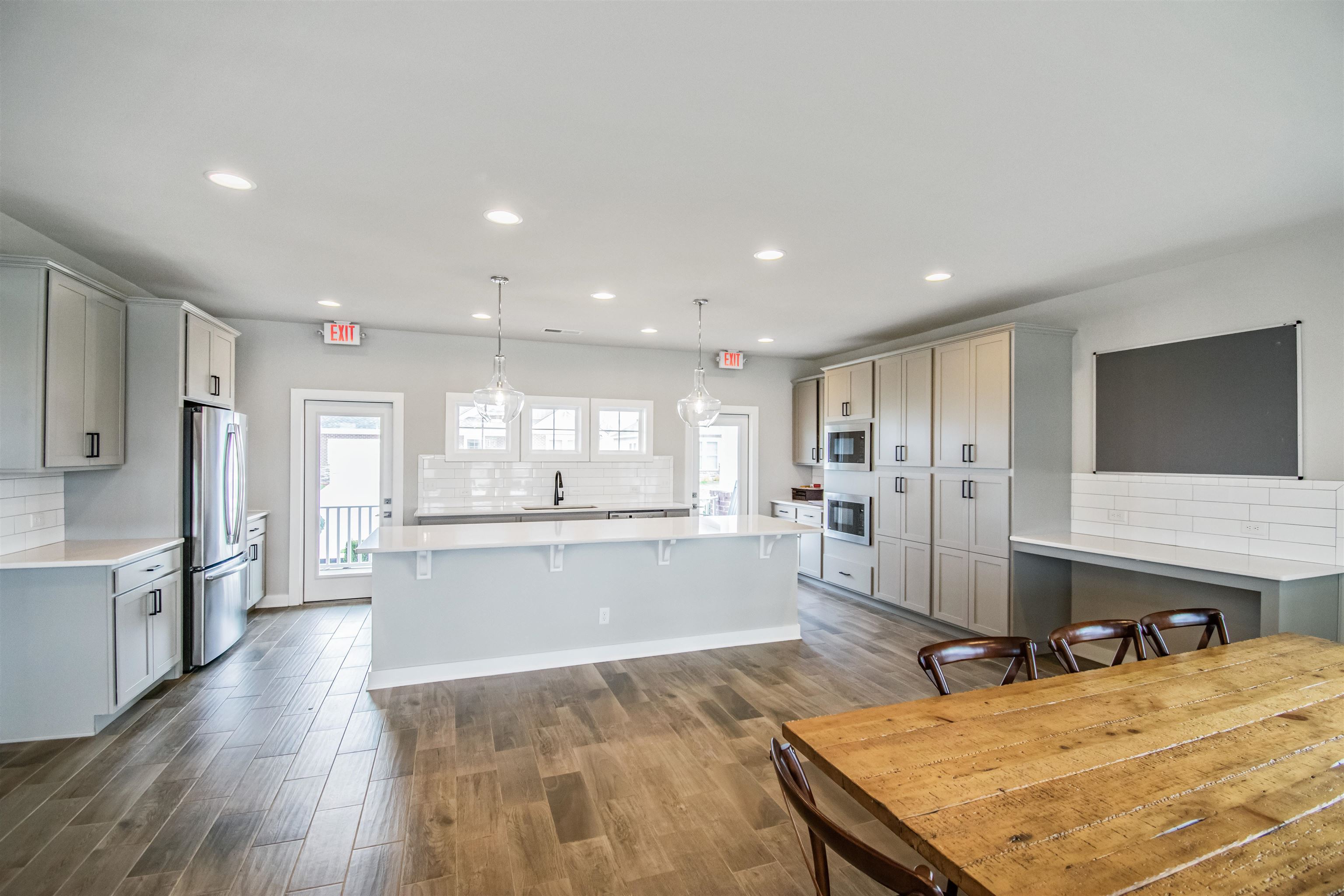 2447 Watson Circle, Owensboro, Kentucky 42301, 3 Bedrooms Bedrooms, ,2 BathroomsBathrooms,Single Family Residence,For Sale,Watson Circle,93649