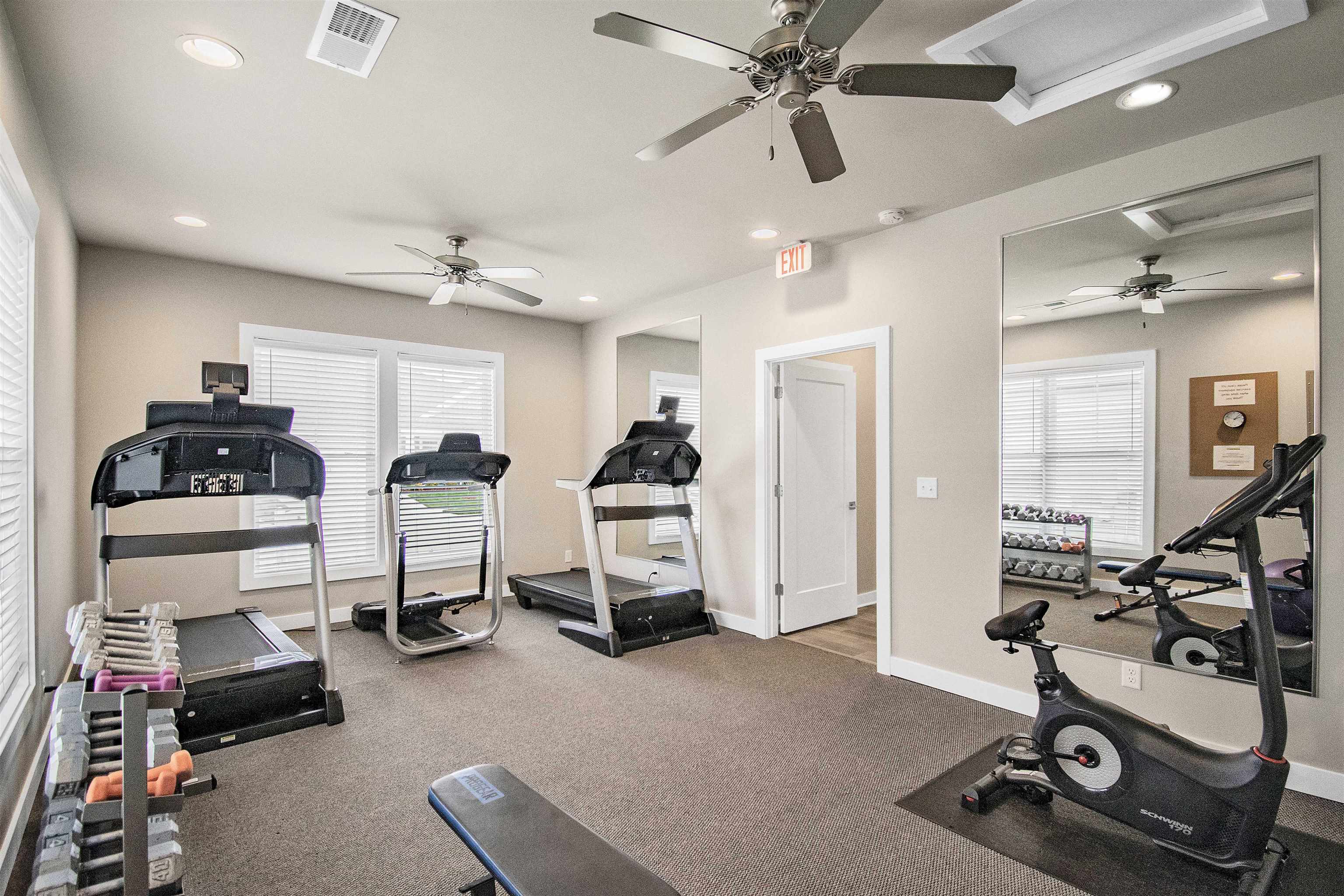 2447 Watson Circle, Owensboro, Kentucky 42301, 3 Bedrooms Bedrooms, ,2 BathroomsBathrooms,Single Family Residence,For Sale,Watson Circle,93649