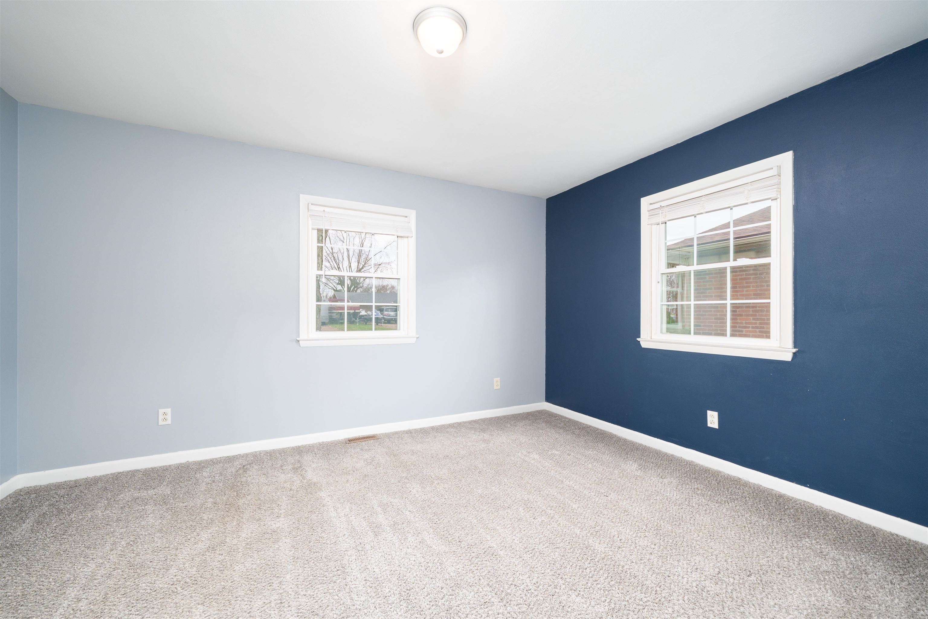 2311 Twenty Grand Ave, Owensboro, Kentucky 42301, 4 Bedrooms Bedrooms, ,2 BathroomsBathrooms,Single Family Residence,For Sale,Twenty Grand Ave,93653