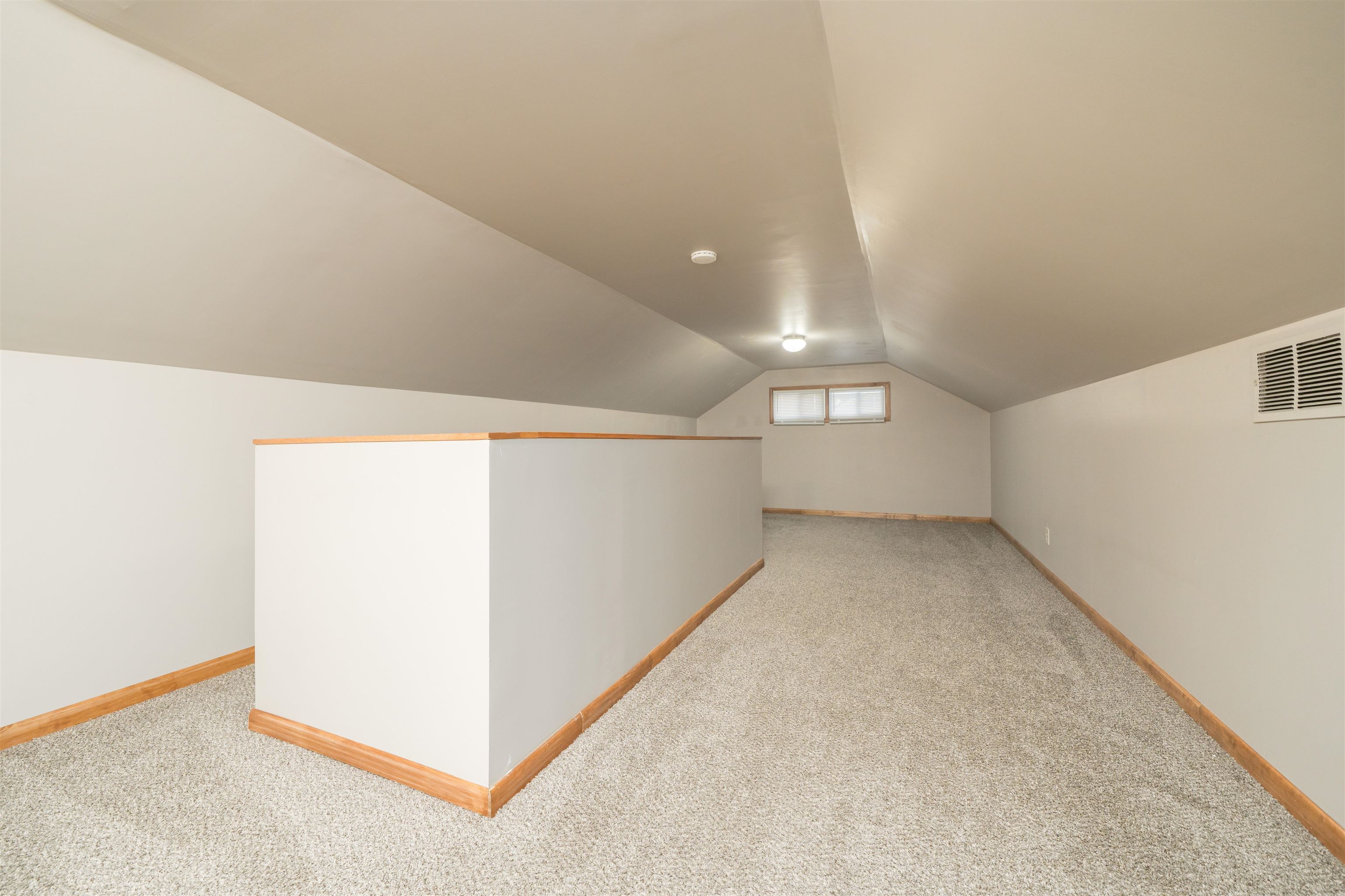 2311 Twenty Grand Ave, Owensboro, Kentucky 42301, 4 Bedrooms Bedrooms, ,2 BathroomsBathrooms,Single Family Residence,For Sale,Twenty Grand Ave,93653