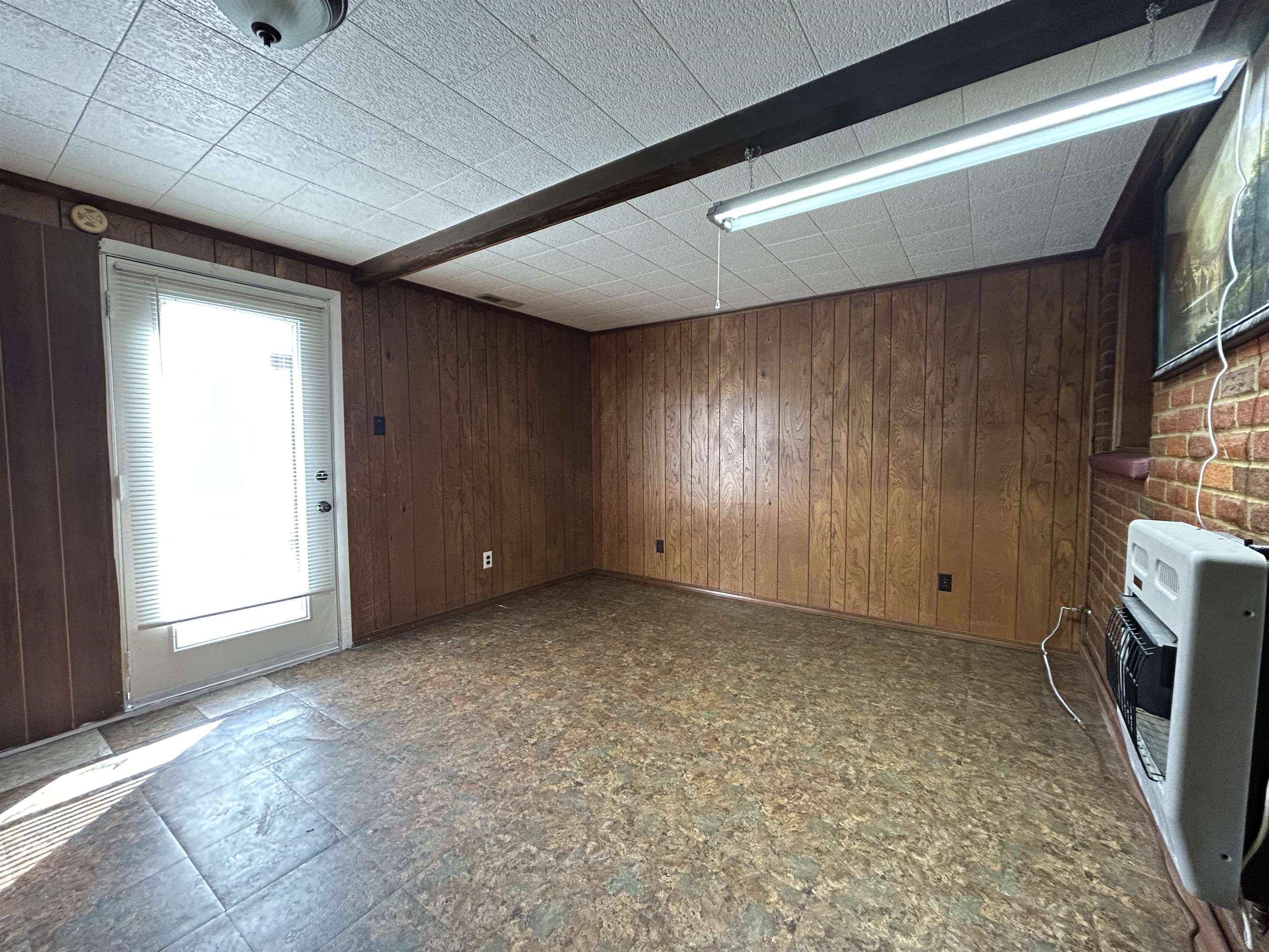 2004 WYANDOTTE AVE, Owensboro, Kentucky 42301, 4 Bedrooms Bedrooms, ,1 BathroomBathrooms,Single Family Residence,For Sale,WYANDOTTE AVE,93655