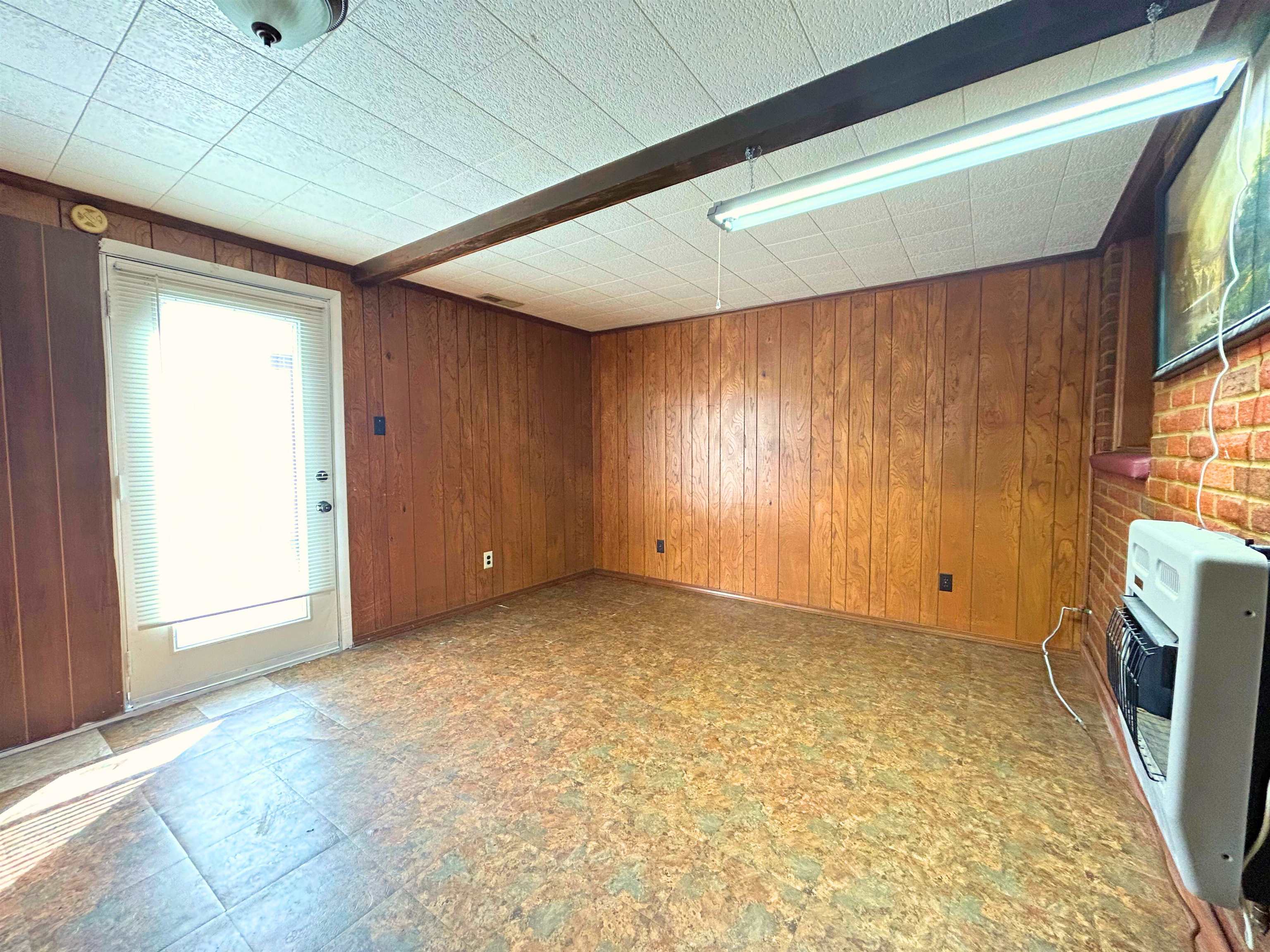 2004 WYANDOTTE AVE, Owensboro, Kentucky 42301, 4 Bedrooms Bedrooms, ,1 BathroomBathrooms,Single Family Residence,For Sale,WYANDOTTE AVE,93655