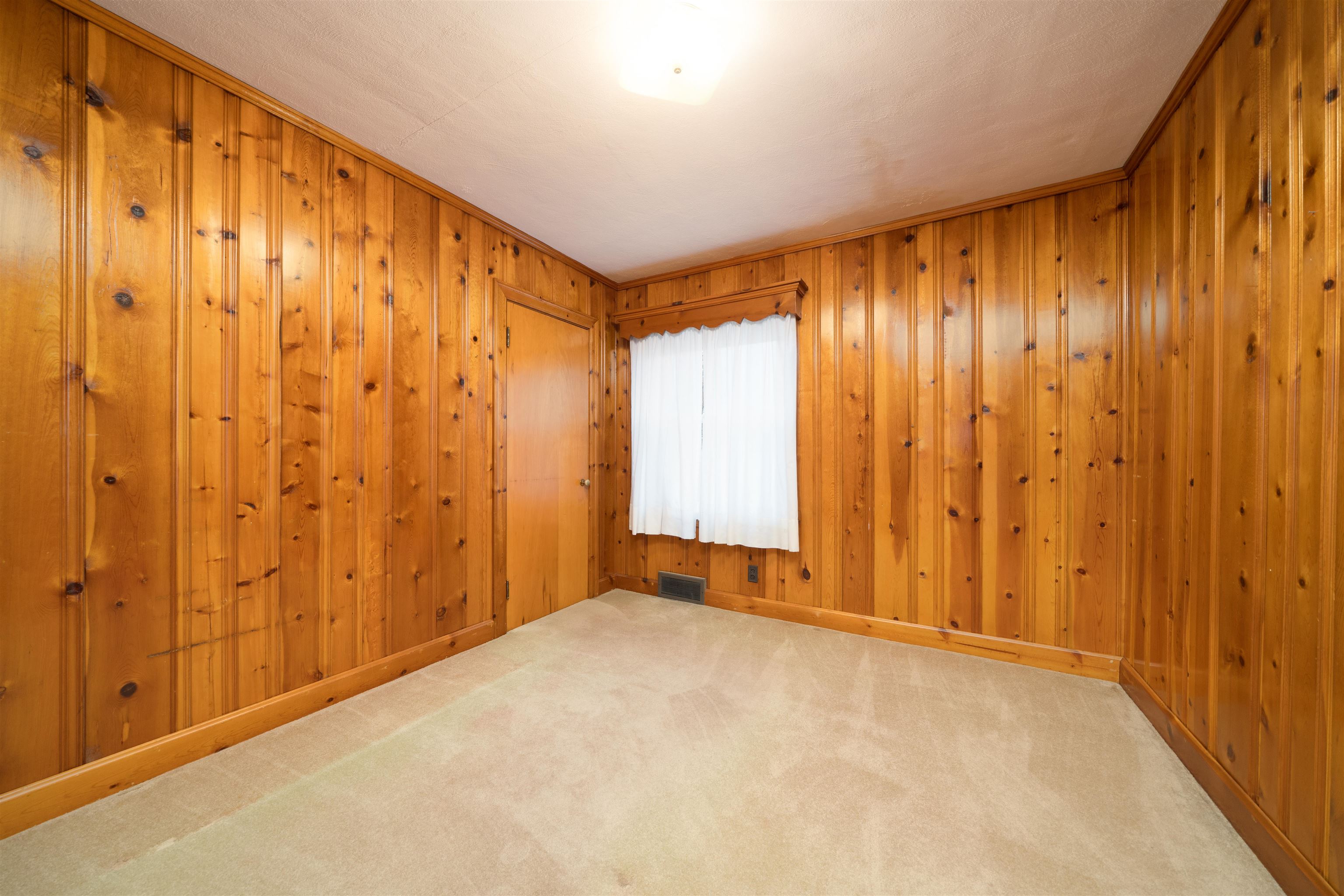 1728 Saint Marys Avenue, Owensboro, Kentucky 42301, 3 Bedrooms Bedrooms, ,2 BathroomsBathrooms,Single Family Residence,For Sale,Saint Marys Avenue,93670