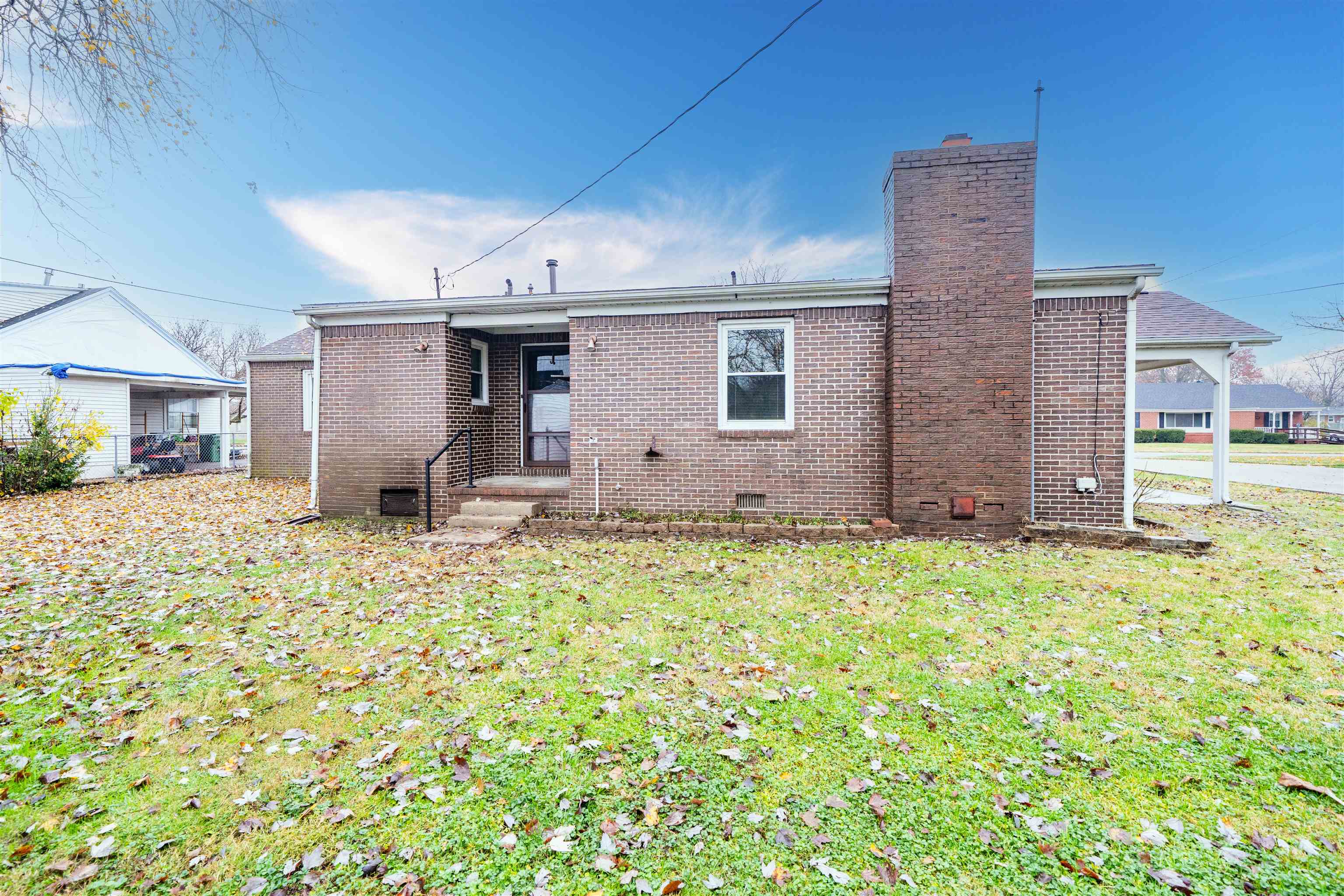 1728 Saint Marys Avenue, Owensboro, Kentucky 42301, 3 Bedrooms Bedrooms, ,2 BathroomsBathrooms,Single Family Residence,For Sale,Saint Marys Avenue,93670