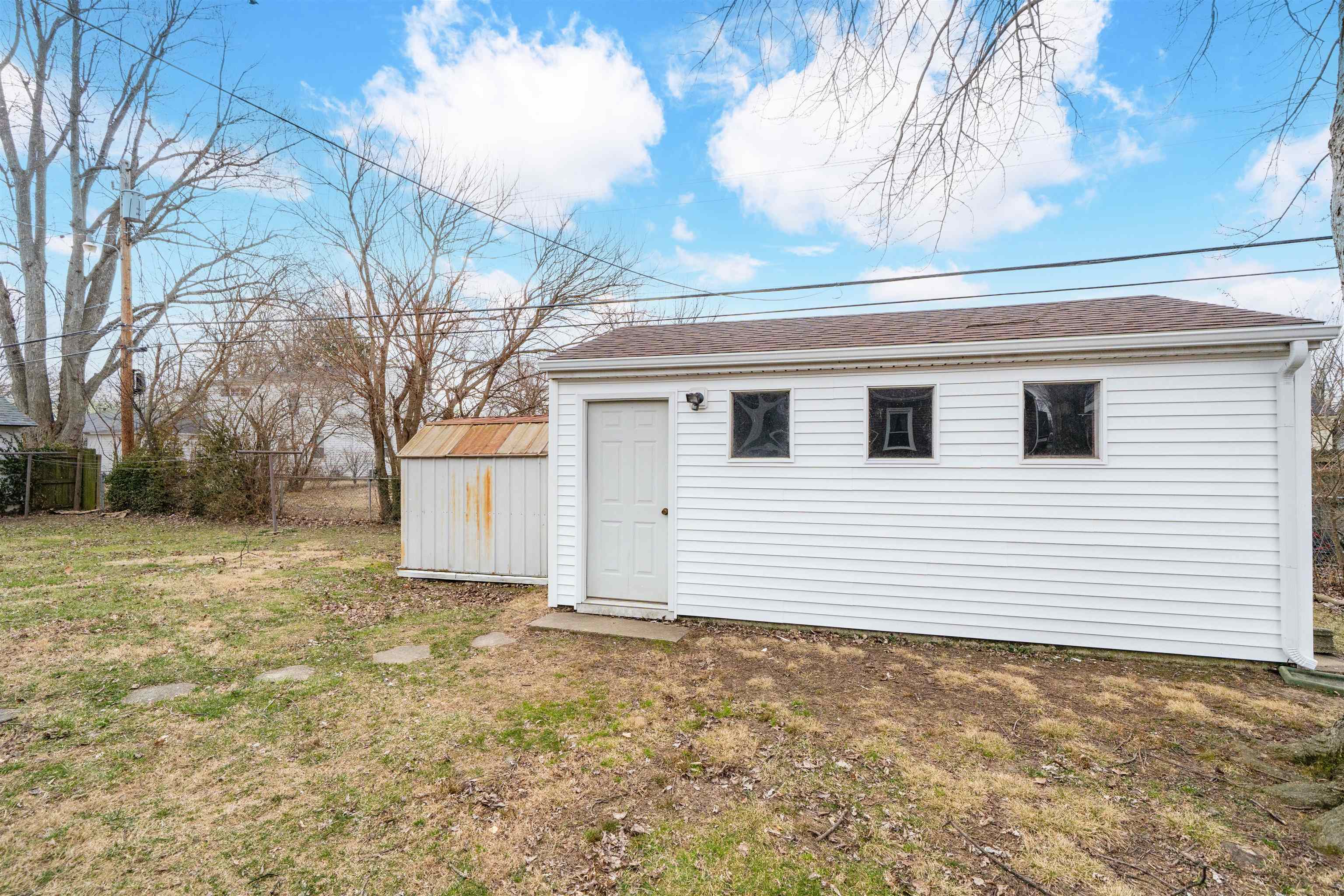 1728 Saint Marys Avenue, Owensboro, Kentucky 42301, 3 Bedrooms Bedrooms, ,2 BathroomsBathrooms,Single Family Residence,For Sale,Saint Marys Avenue,93670