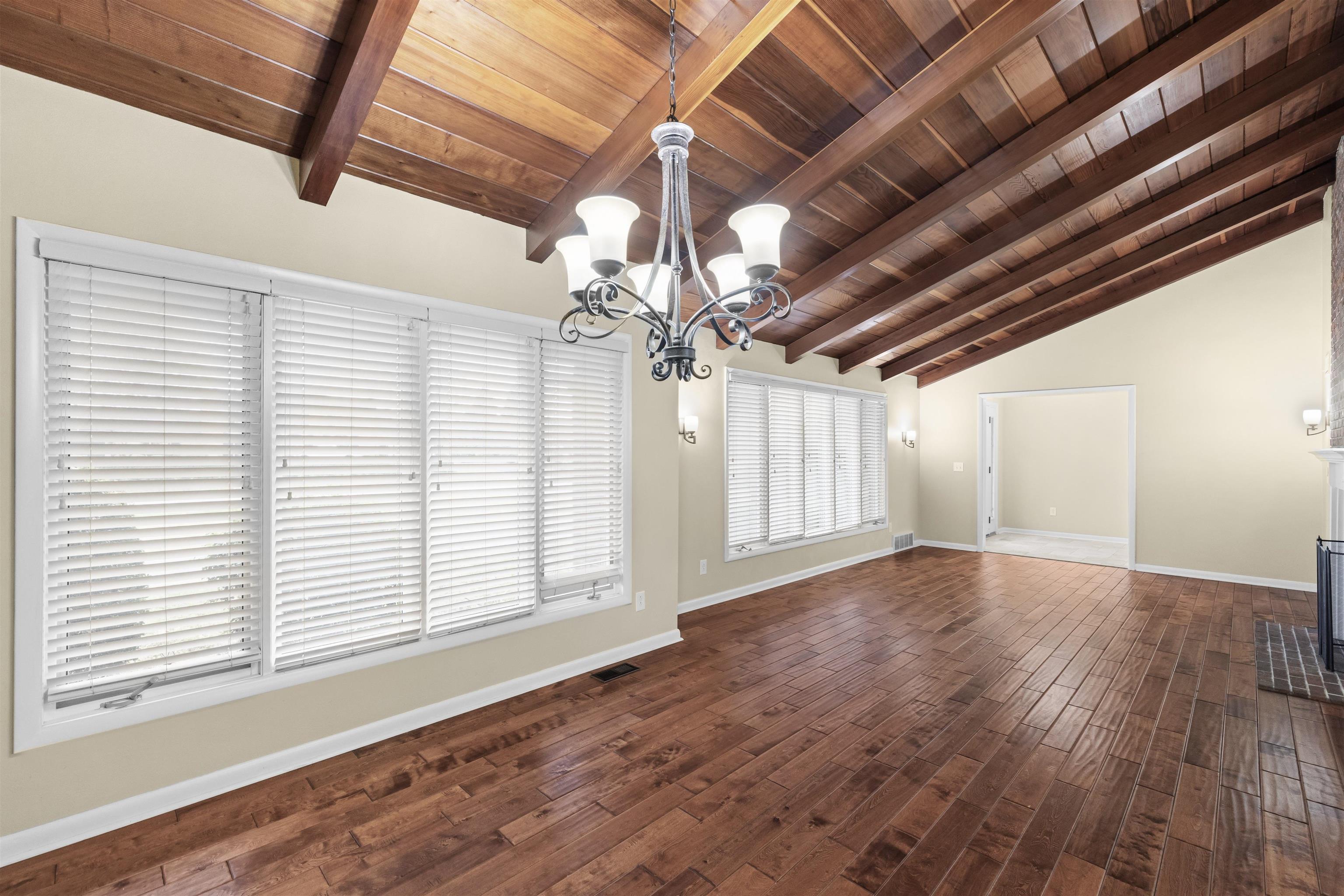 2121 Bittel Road, Owensboro, Kentucky 42301, 3 Bedrooms Bedrooms, ,3 BathroomsBathrooms,Single Family Residence,For Sale,Bittel Road,93671