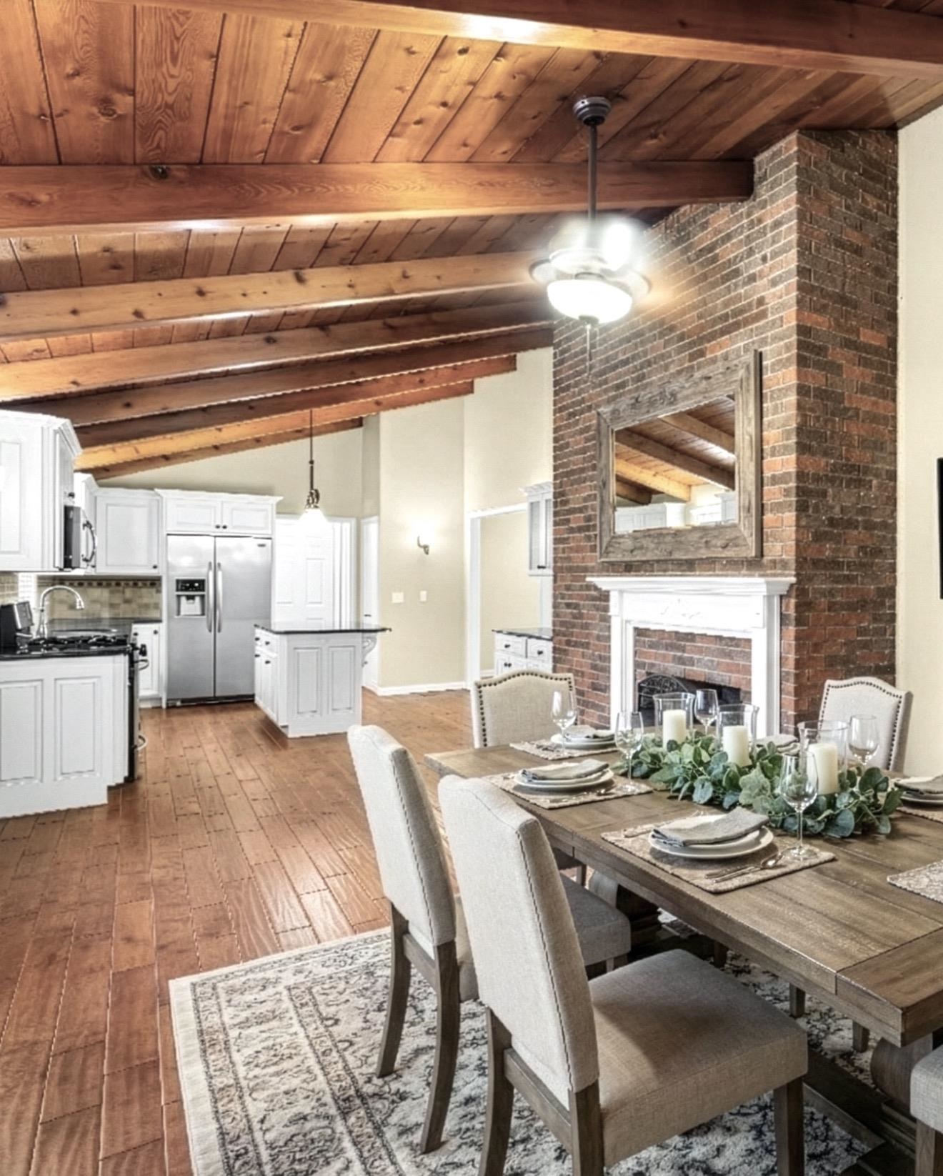 2121 Bittel Road, Owensboro, Kentucky 42301, 3 Bedrooms Bedrooms, ,3 BathroomsBathrooms,Single Family Residence,For Sale,Bittel Road,93671