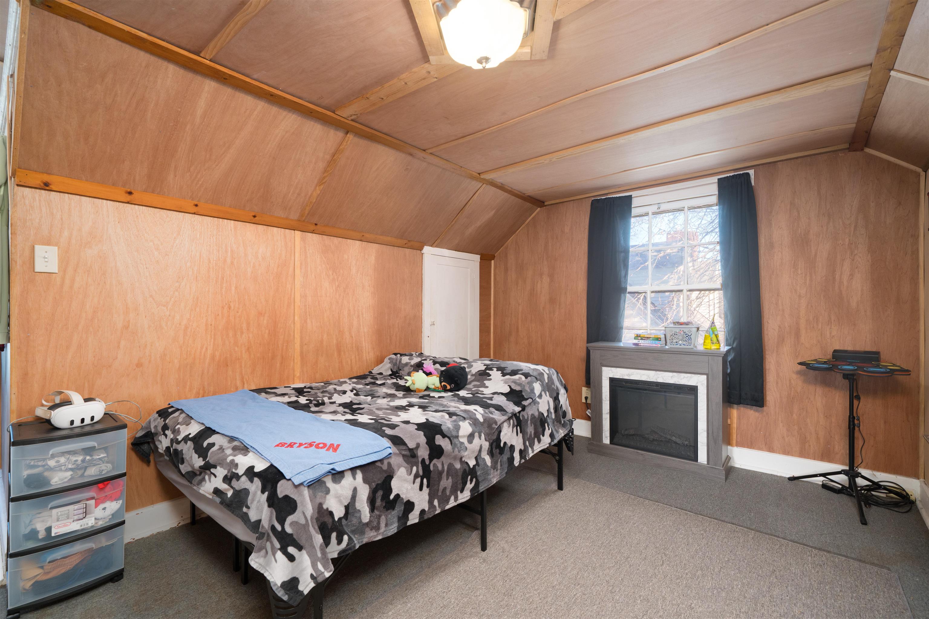 1115 West Parrish Ave, Owensboro, Kentucky 42301, 3 Bedrooms Bedrooms, ,1 BathroomBathrooms,Single Family Residence,For Sale,West Parrish Ave,93672