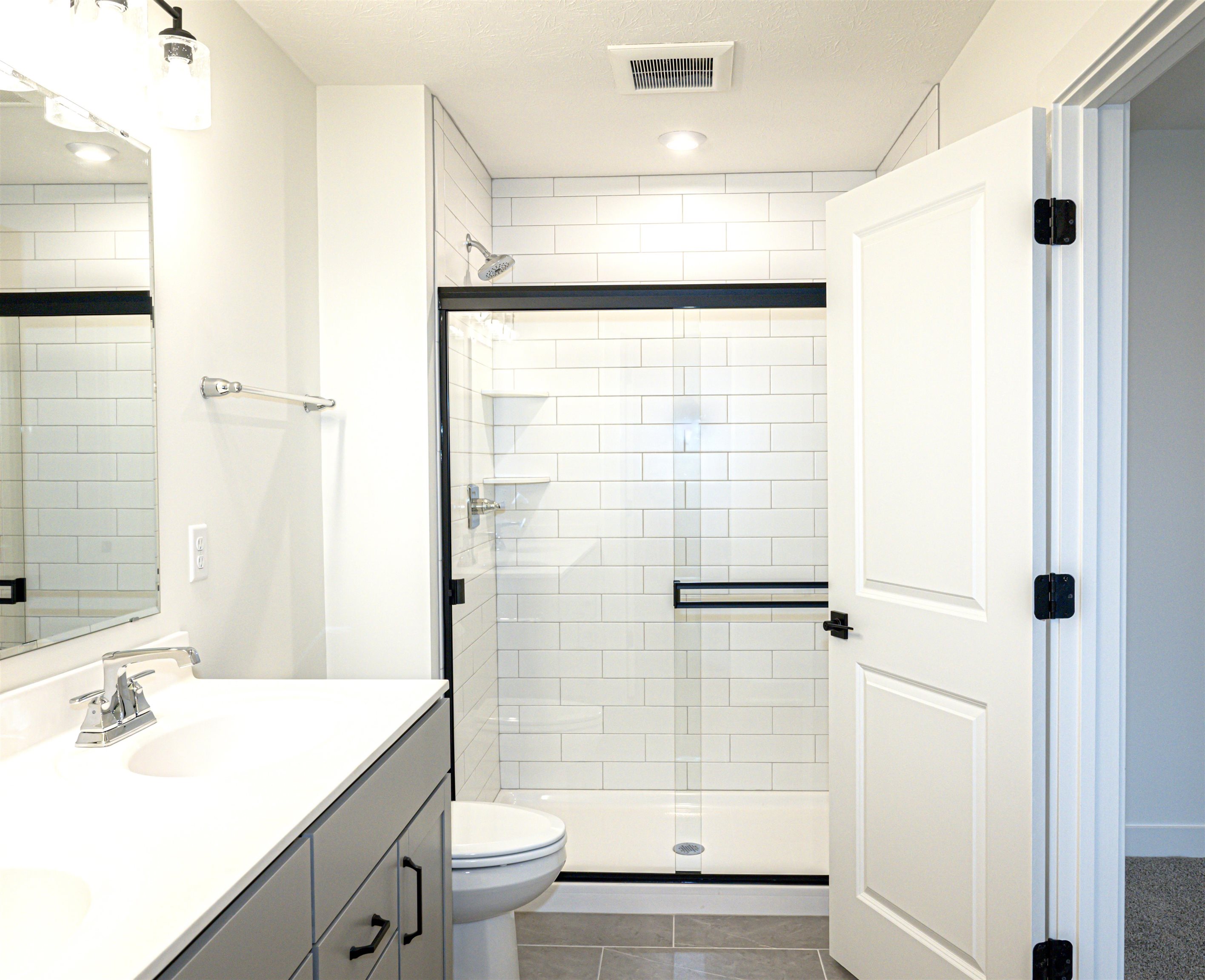 4123 Pinta Dr, Owensboro, Kentucky 42301, 4 Bedrooms Bedrooms, ,2 BathroomsBathrooms,Single Family Residence,For Sale,Pinta Dr,93676