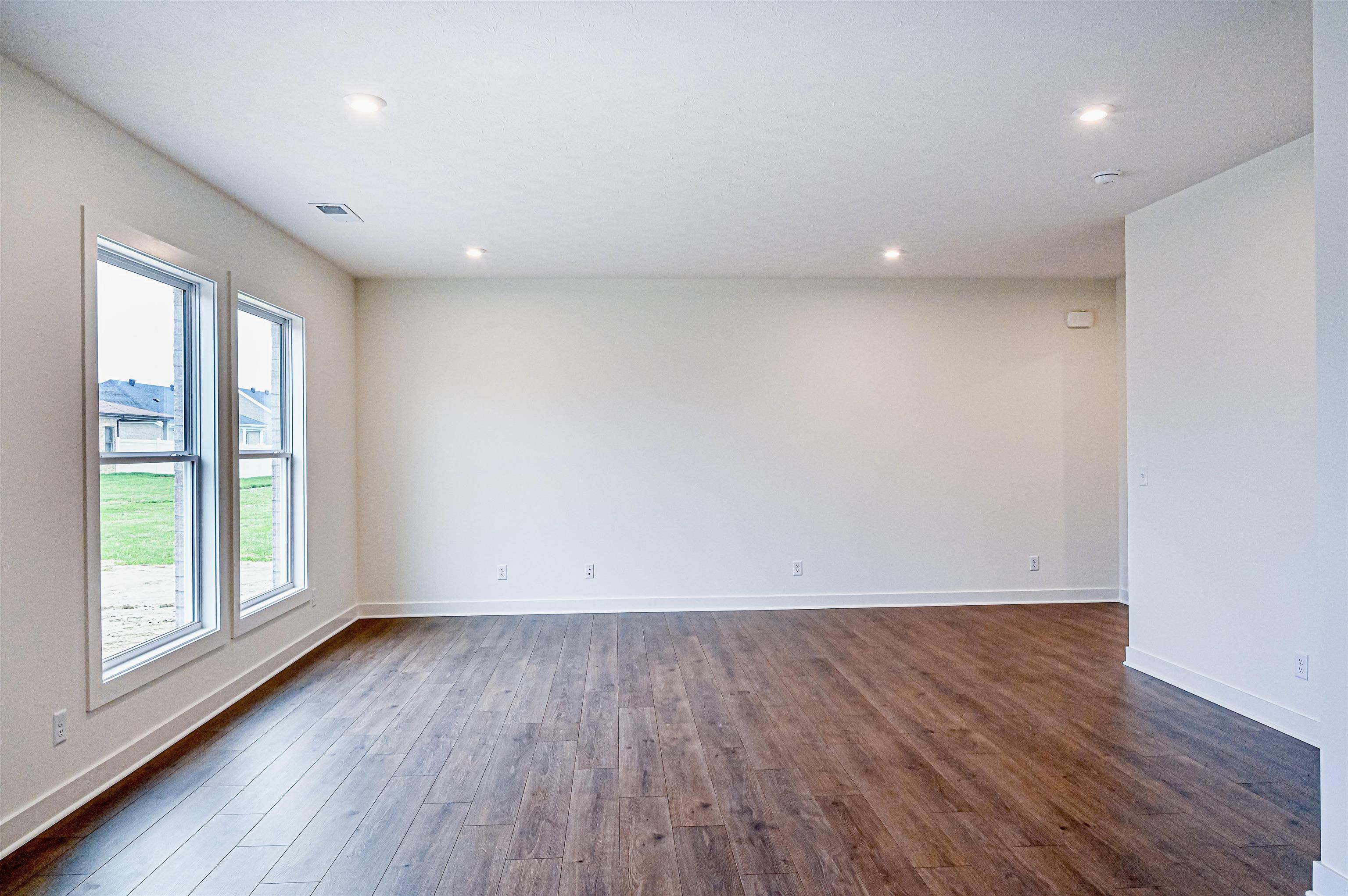 4123 Pinta Dr, Owensboro, Kentucky 42301, 4 Bedrooms Bedrooms, ,2 BathroomsBathrooms,Single Family Residence,For Sale,Pinta Dr,93676