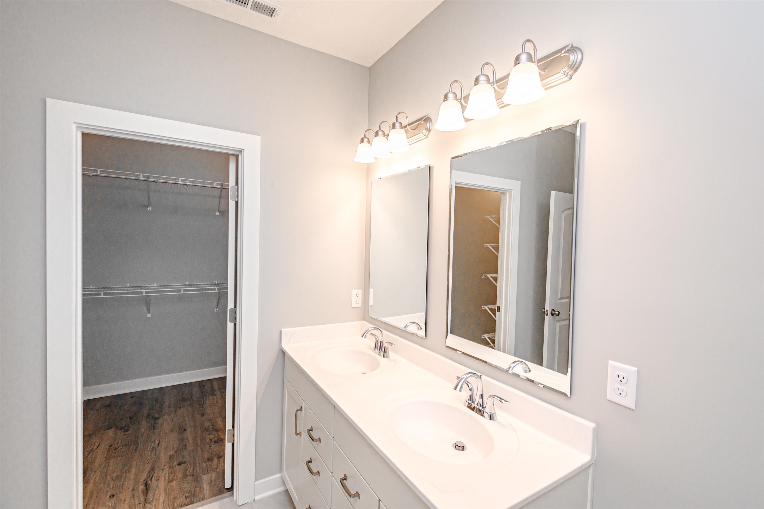 6089 Jessica Ln., Owensboro, Kentucky 42303, 3 Bedrooms Bedrooms, ,2 BathroomsBathrooms,Single Family Residence,For Sale,Jessica Ln.,93684