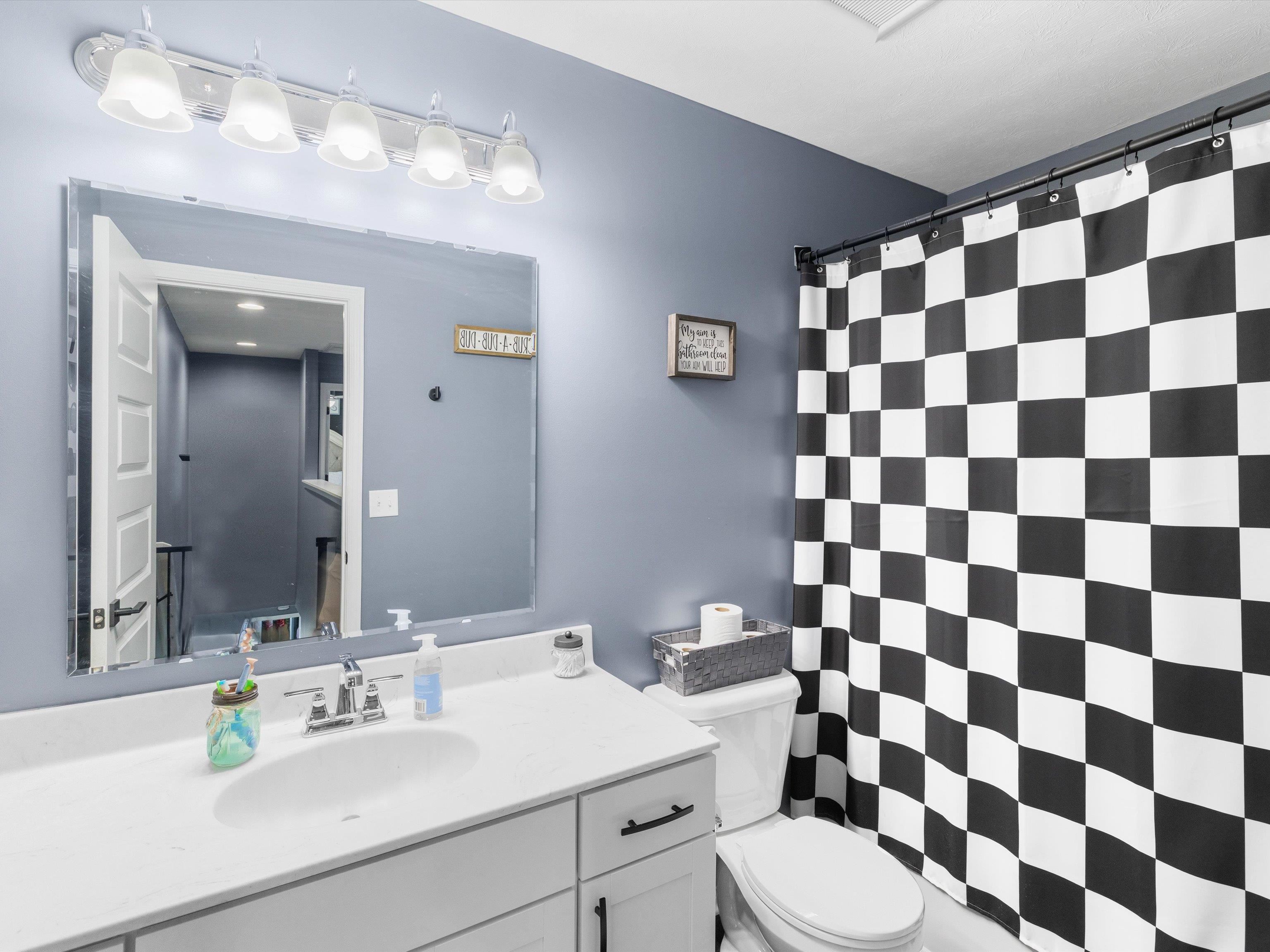 2135 Skaggs Court, Owensboro, Kentucky 42301, 3 Bedrooms Bedrooms, ,2 BathroomsBathrooms,Single Family Residence,For Sale,Skaggs Court,93689