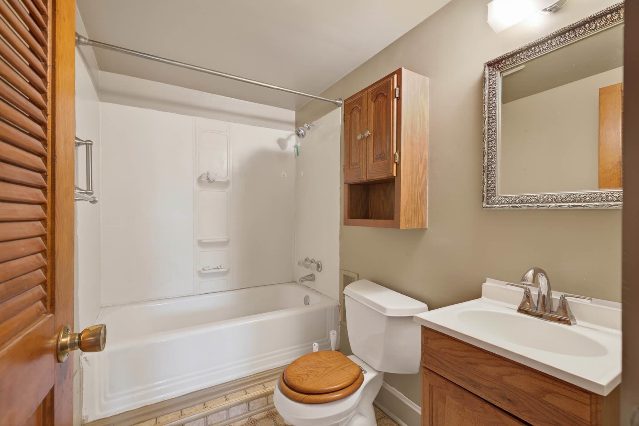 230 4th Street, Lewisport, Kentucky 42351-230, 3 Bedrooms Bedrooms, ,2 BathroomsBathrooms,Single Family Residence,For Sale,4th Street,93701