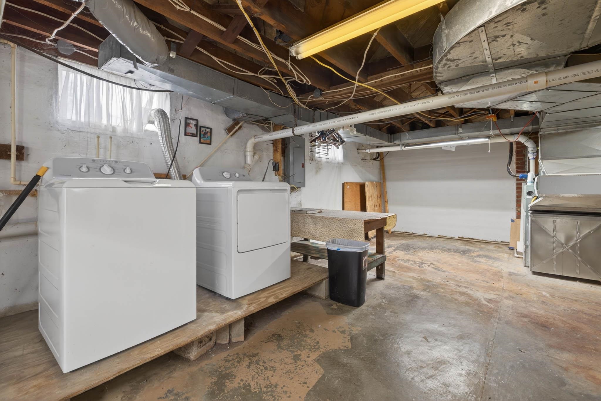 230 4th Street, Lewisport, Kentucky 42351-230, 3 Bedrooms Bedrooms, ,2 BathroomsBathrooms,Single Family Residence,For Sale,4th Street,93701