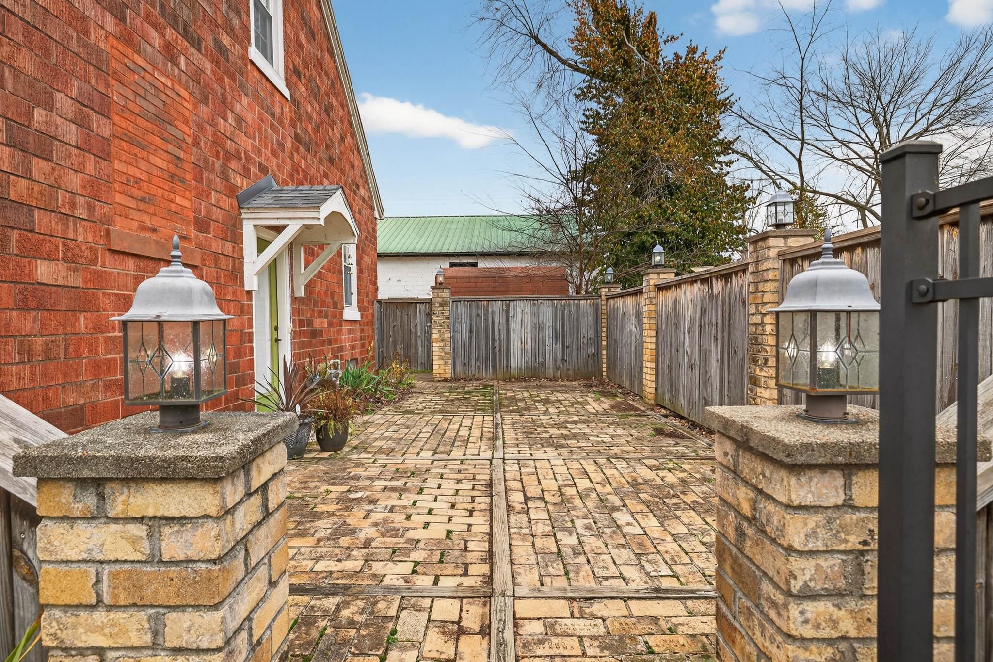 230 4th Street, Lewisport, Kentucky 42351-230, 3 Bedrooms Bedrooms, ,2 BathroomsBathrooms,Single Family Residence,For Sale,4th Street,93701