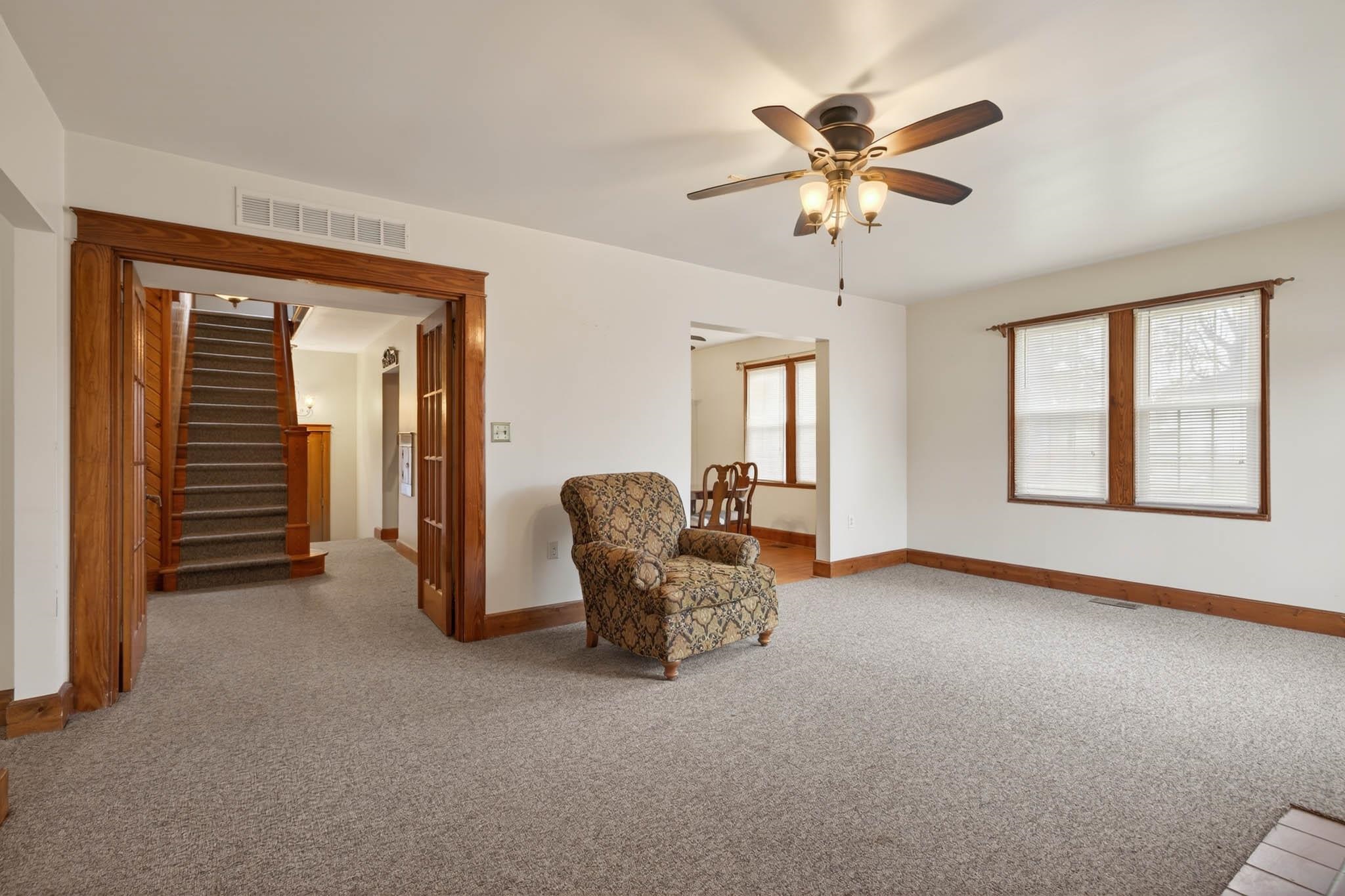 230 4th Street, Lewisport, Kentucky 42351-230, 3 Bedrooms Bedrooms, ,2 BathroomsBathrooms,Single Family Residence,For Sale,4th Street,93701