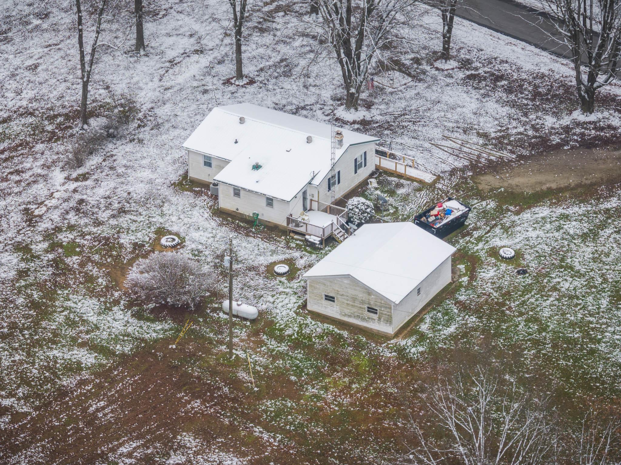 1525 Harmons Ferry Rd, Utica, Kentucky 42376, 3 Bedrooms Bedrooms, ,1 BathroomBathrooms,Single Family Residence,For Sale,Harmons Ferry Rd,93719