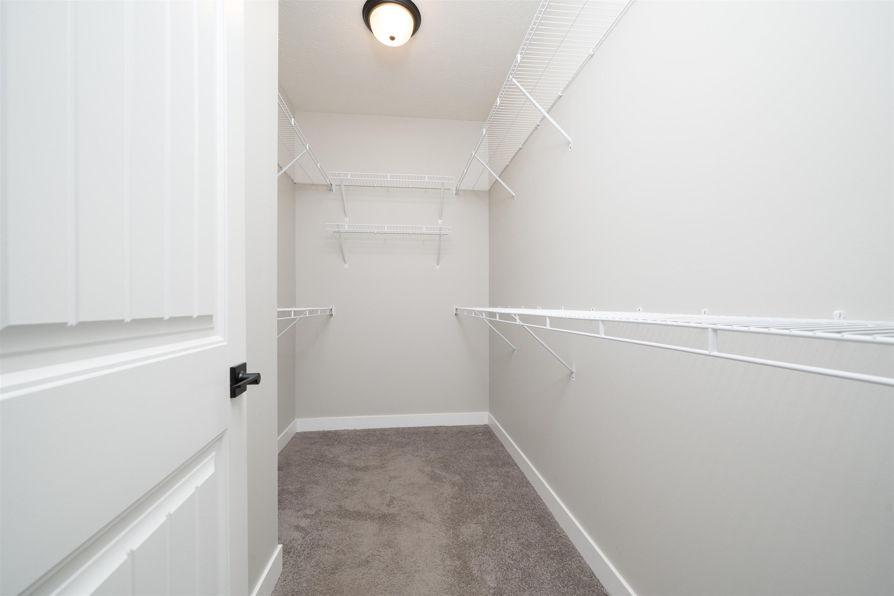 2280 Skaggs Court, Owensboro, Kentucky 42301, 4 Bedrooms Bedrooms, ,2 BathroomsBathrooms,Single Family Residence,For Sale,Skaggs Court,93720