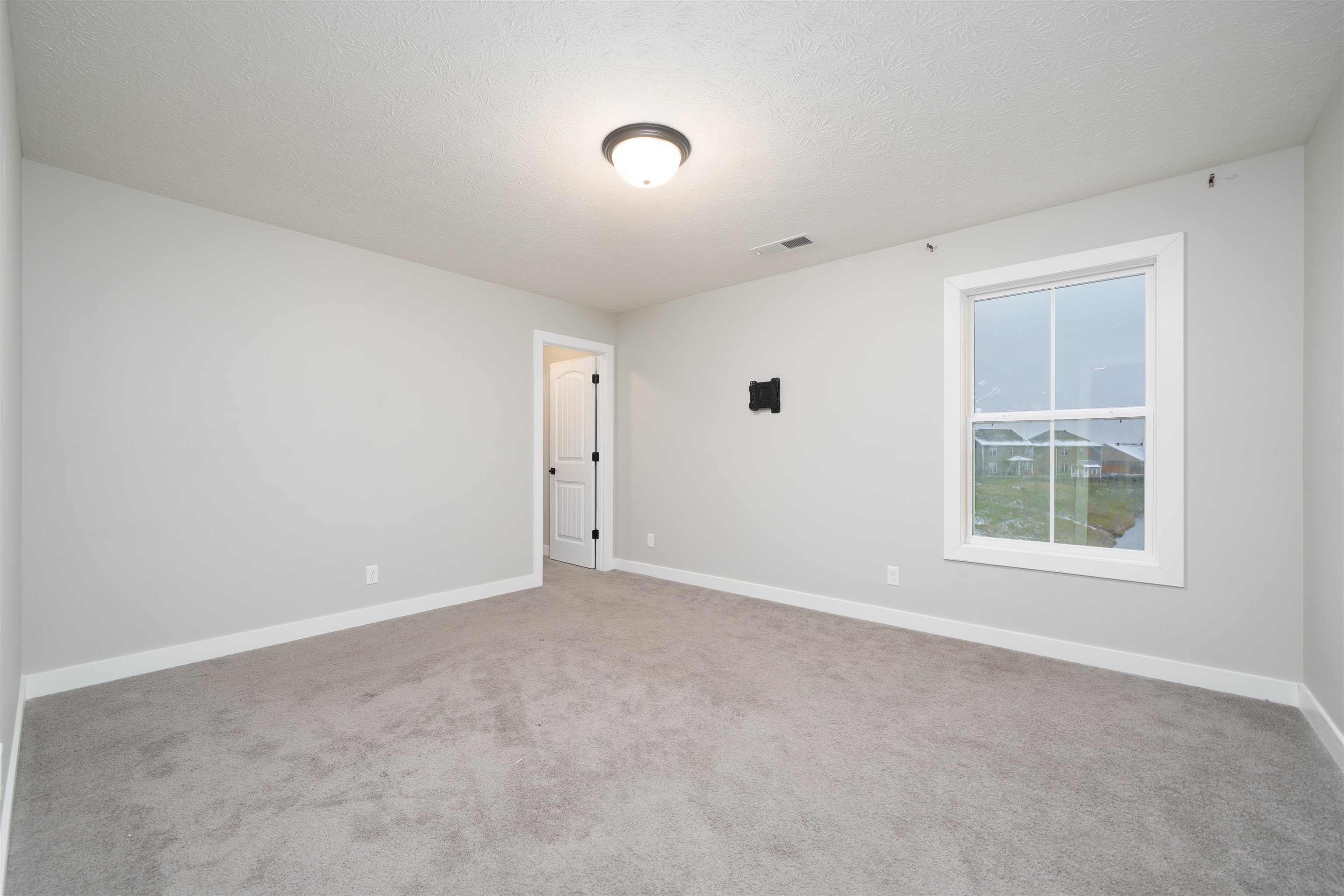 2280 Skaggs Court, Owensboro, Kentucky 42301, 4 Bedrooms Bedrooms, ,2 BathroomsBathrooms,Single Family Residence,For Sale,Skaggs Court,93720