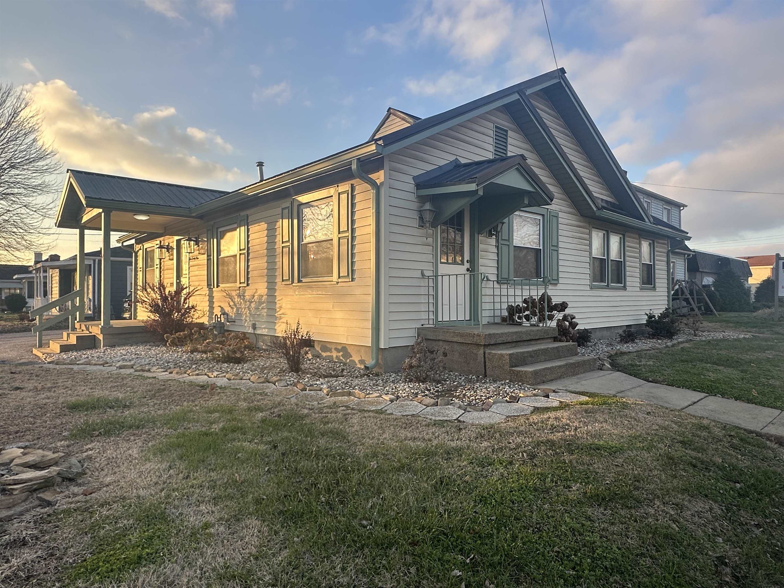 629 21st Street, Owensboro, Kentucky 42301, ,Office,For Sale,21st Street,93723