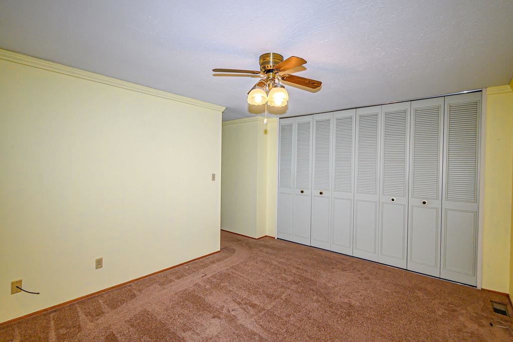 2255 Twenty Grand Ave, Owensboro, Kentucky 42301, 4 Bedrooms Bedrooms, ,2 BathroomsBathrooms,Single Family Residence,For Sale,Twenty Grand Ave,93733