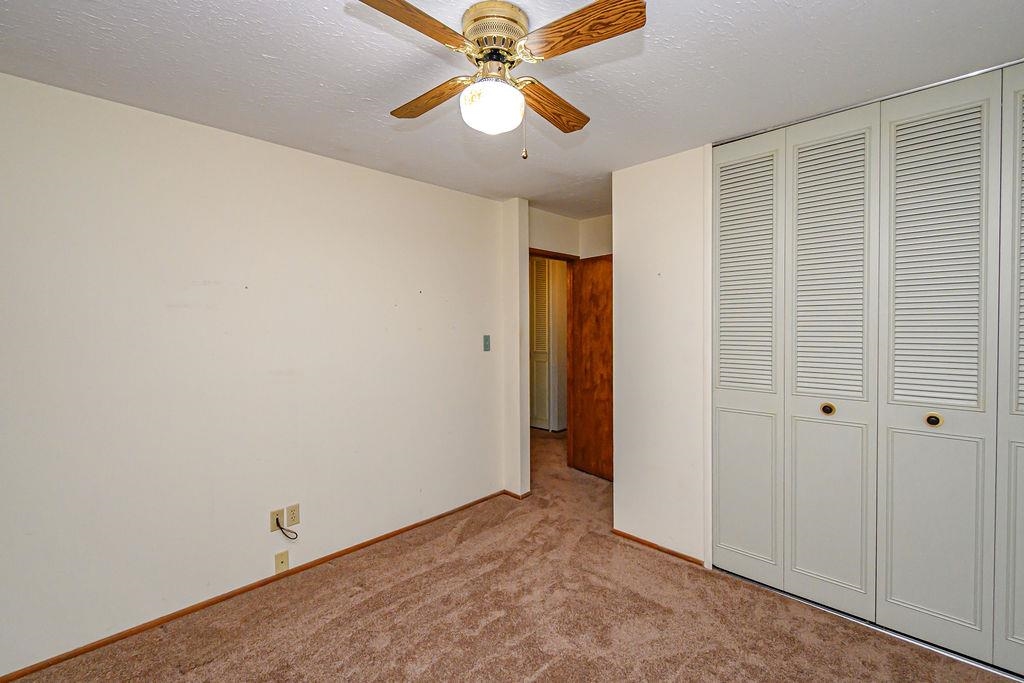 2255 Twenty Grand Ave, Owensboro, Kentucky 42301, 4 Bedrooms Bedrooms, ,2 BathroomsBathrooms,Single Family Residence,For Sale,Twenty Grand Ave,93733