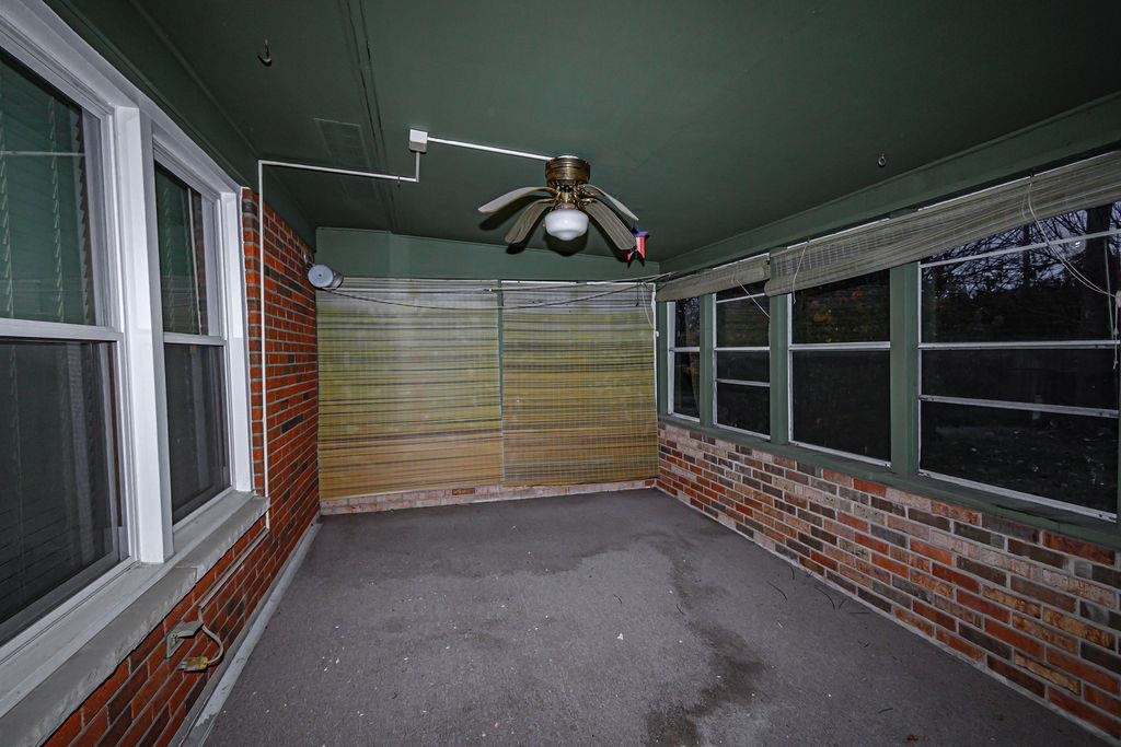 2255 Twenty Grand Ave, Owensboro, Kentucky 42301, 4 Bedrooms Bedrooms, ,2 BathroomsBathrooms,Single Family Residence,For Sale,Twenty Grand Ave,93733