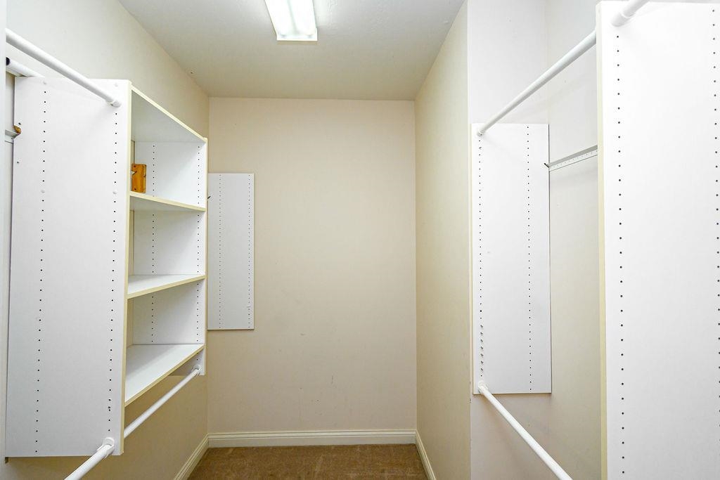 4005 Pine Lake Ct., Owensboro, Kentucky 42303, 3 Bedrooms Bedrooms, ,2 BathroomsBathrooms,Single Family Residence,For Sale,Pine Lake Ct.,93737