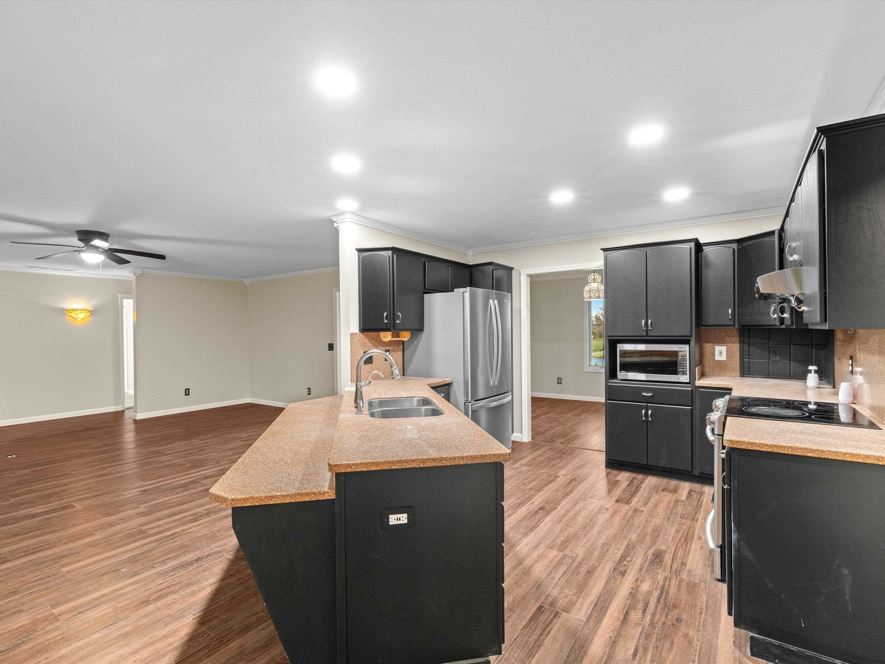 2677 Briarcliff Dr., NEWBURGH, Indiana 47630, 4 Bedrooms Bedrooms, ,2 BathroomsBathrooms,Single Family Residence,For Sale,Briarcliff Dr.,93742