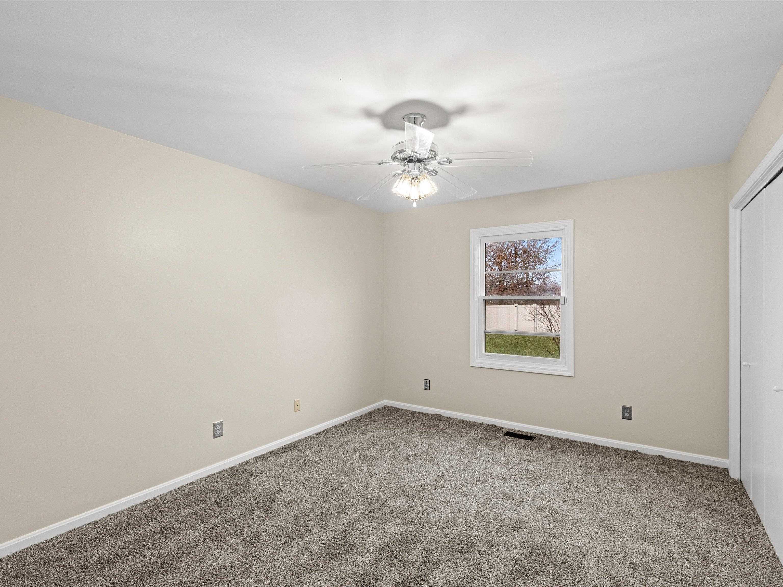 2677 Briarcliff Dr., NEWBURGH, Indiana 47630, 4 Bedrooms Bedrooms, ,2 BathroomsBathrooms,Single Family Residence,For Sale,Briarcliff Dr.,93742