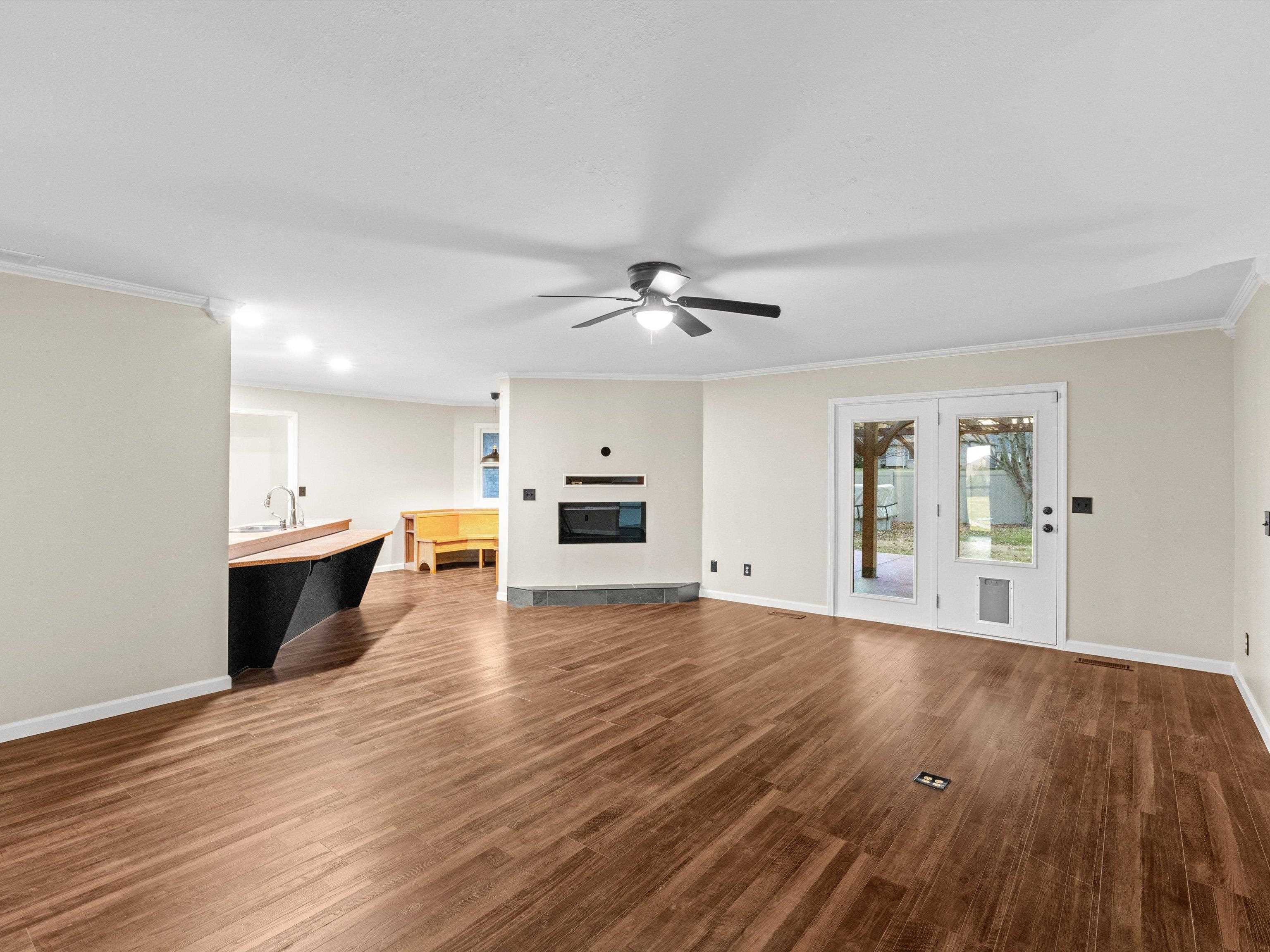 2677 Briarcliff Dr., NEWBURGH, Indiana 47630, 4 Bedrooms Bedrooms, ,2 BathroomsBathrooms,Single Family Residence,For Sale,Briarcliff Dr.,93742