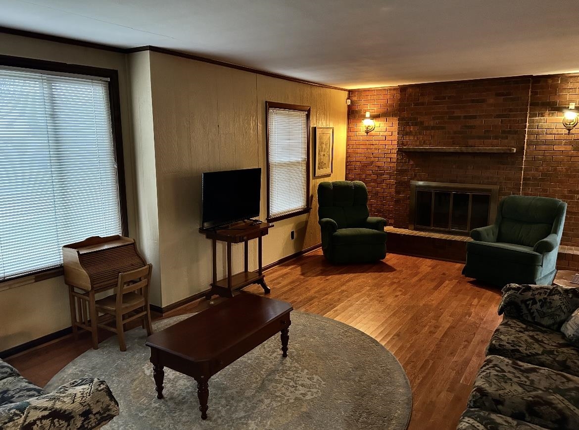 309 Riverside Dr, Owensboro, Kentucky 42303, 3 Bedrooms Bedrooms, ,1 BathroomBathrooms,Single Family Residence,For Sale,Riverside Dr,93744