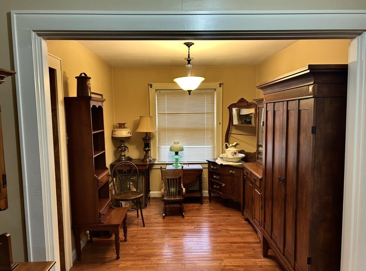 309 Riverside Dr, Owensboro, Kentucky 42303, 3 Bedrooms Bedrooms, ,1 BathroomBathrooms,Single Family Residence,For Sale,Riverside Dr,93744