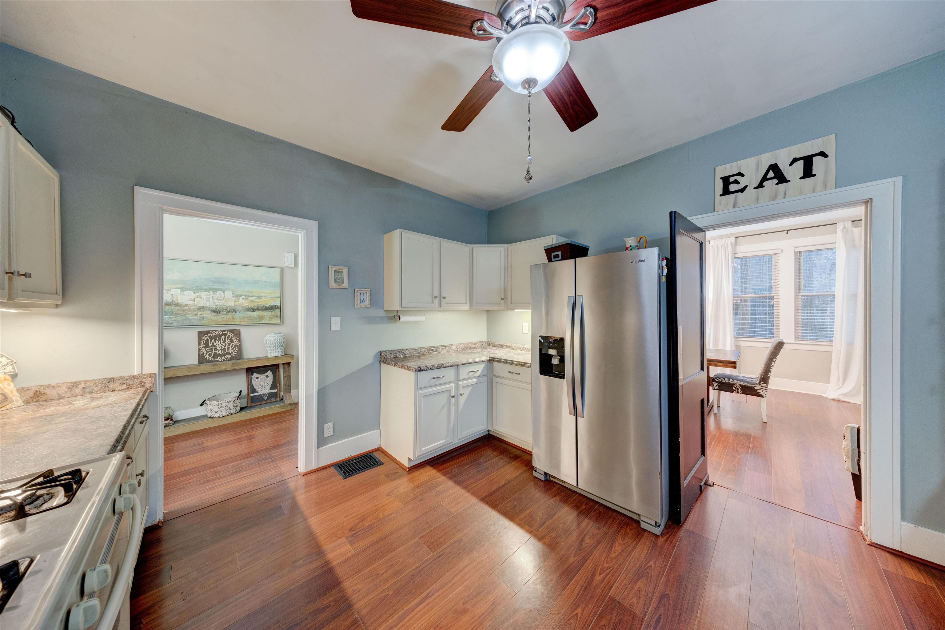 1303 Locust St, Owensboro, Kentucky 42301, 4 Bedrooms Bedrooms, ,1 BathroomBathrooms,Single Family Residence,For Sale,Locust St,93753