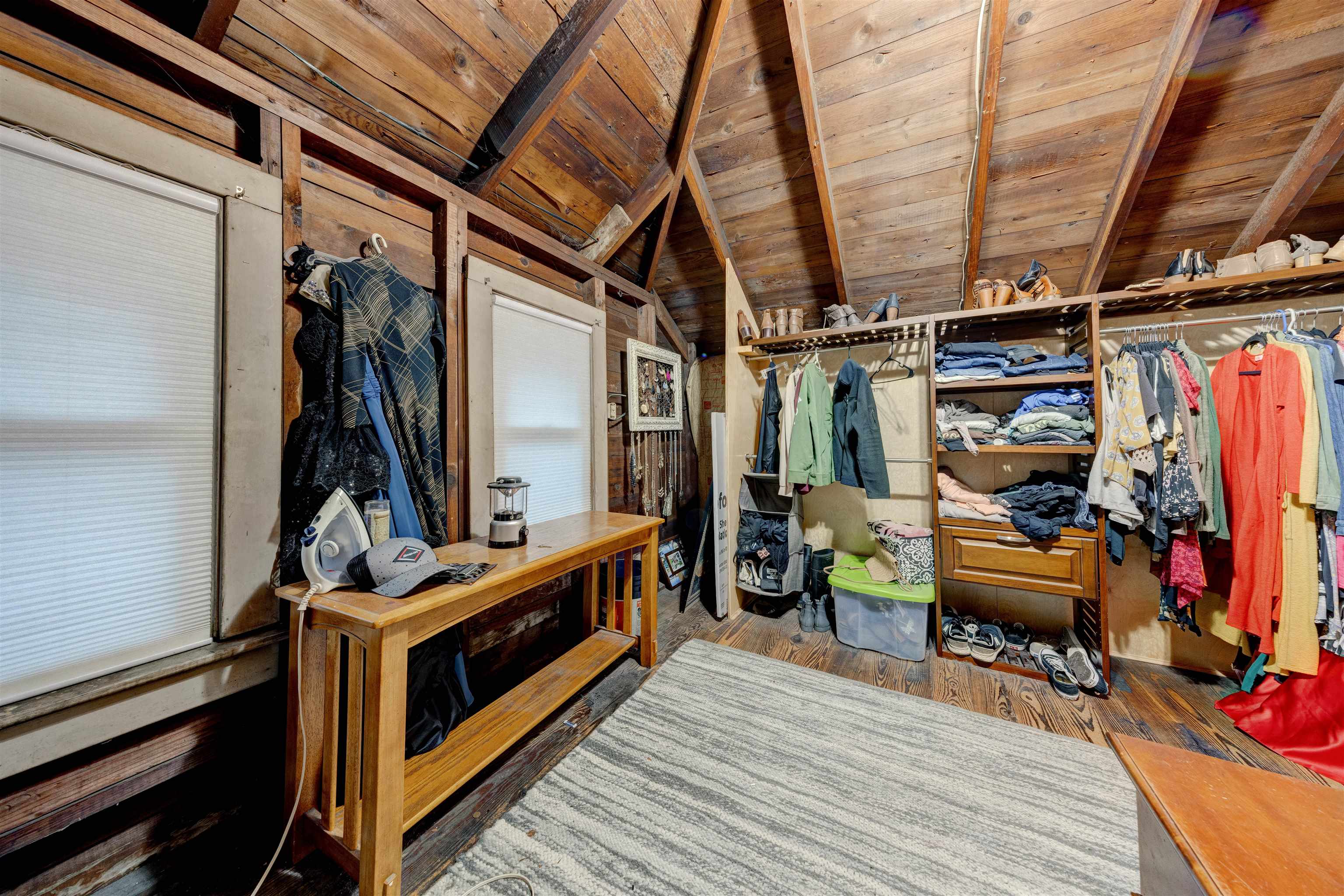 1303 Locust St, Owensboro, Kentucky 42301, 4 Bedrooms Bedrooms, ,1 BathroomBathrooms,Single Family Residence,For Sale,Locust St,93753