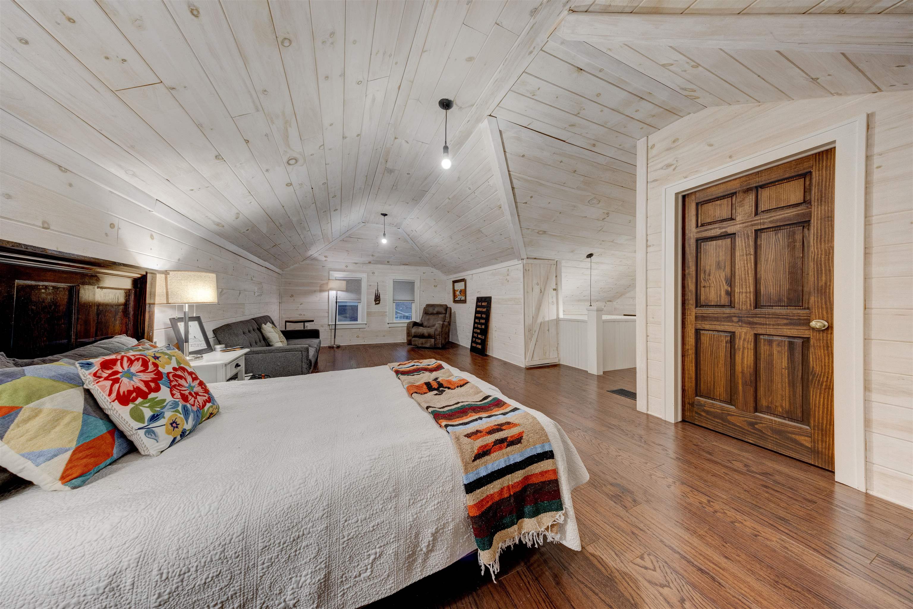 1303 Locust St, Owensboro, Kentucky 42301, 4 Bedrooms Bedrooms, ,1 BathroomBathrooms,Single Family Residence,For Sale,Locust St,93753