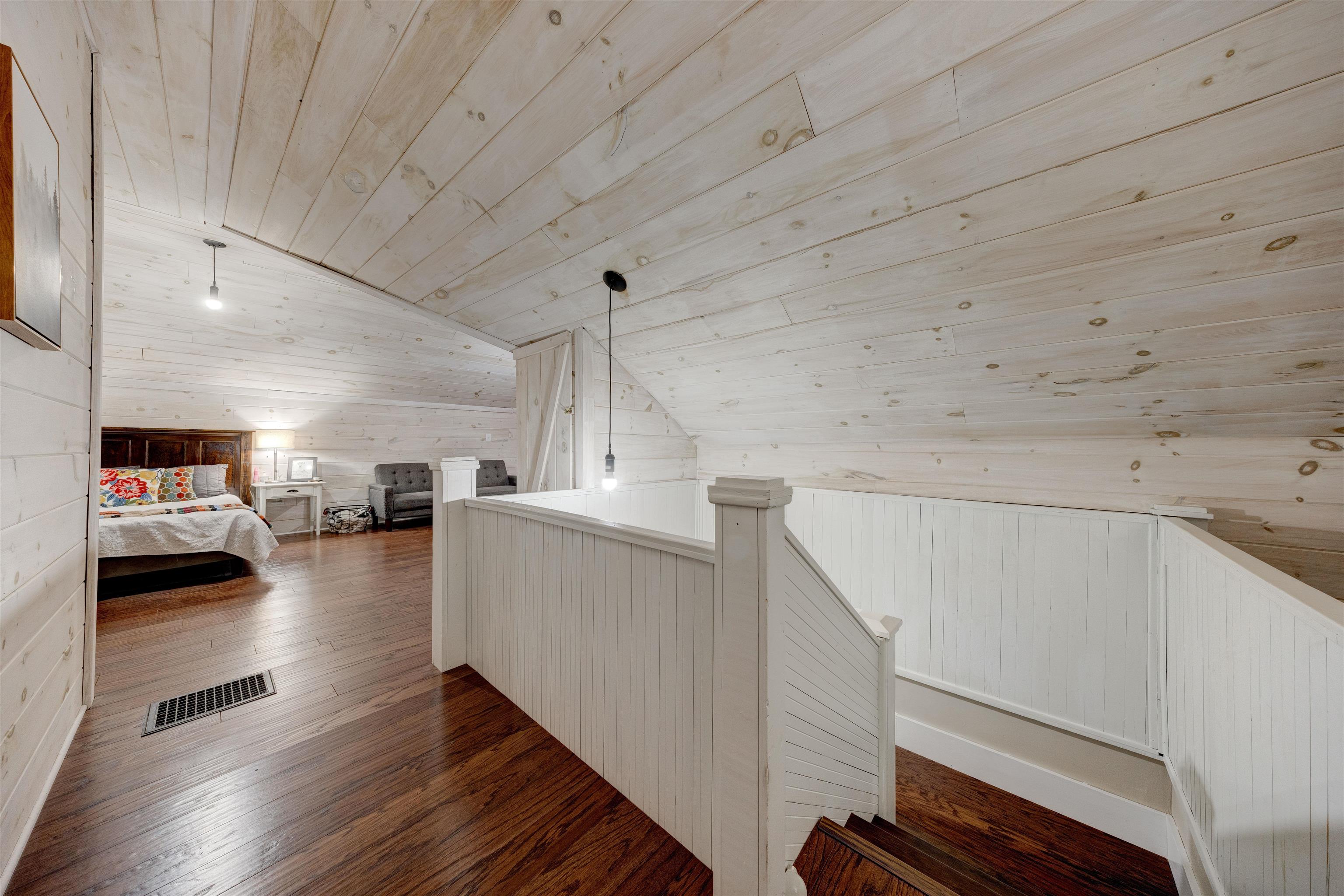 1303 Locust St, Owensboro, Kentucky 42301, 4 Bedrooms Bedrooms, ,1 BathroomBathrooms,Single Family Residence,For Sale,Locust St,93753