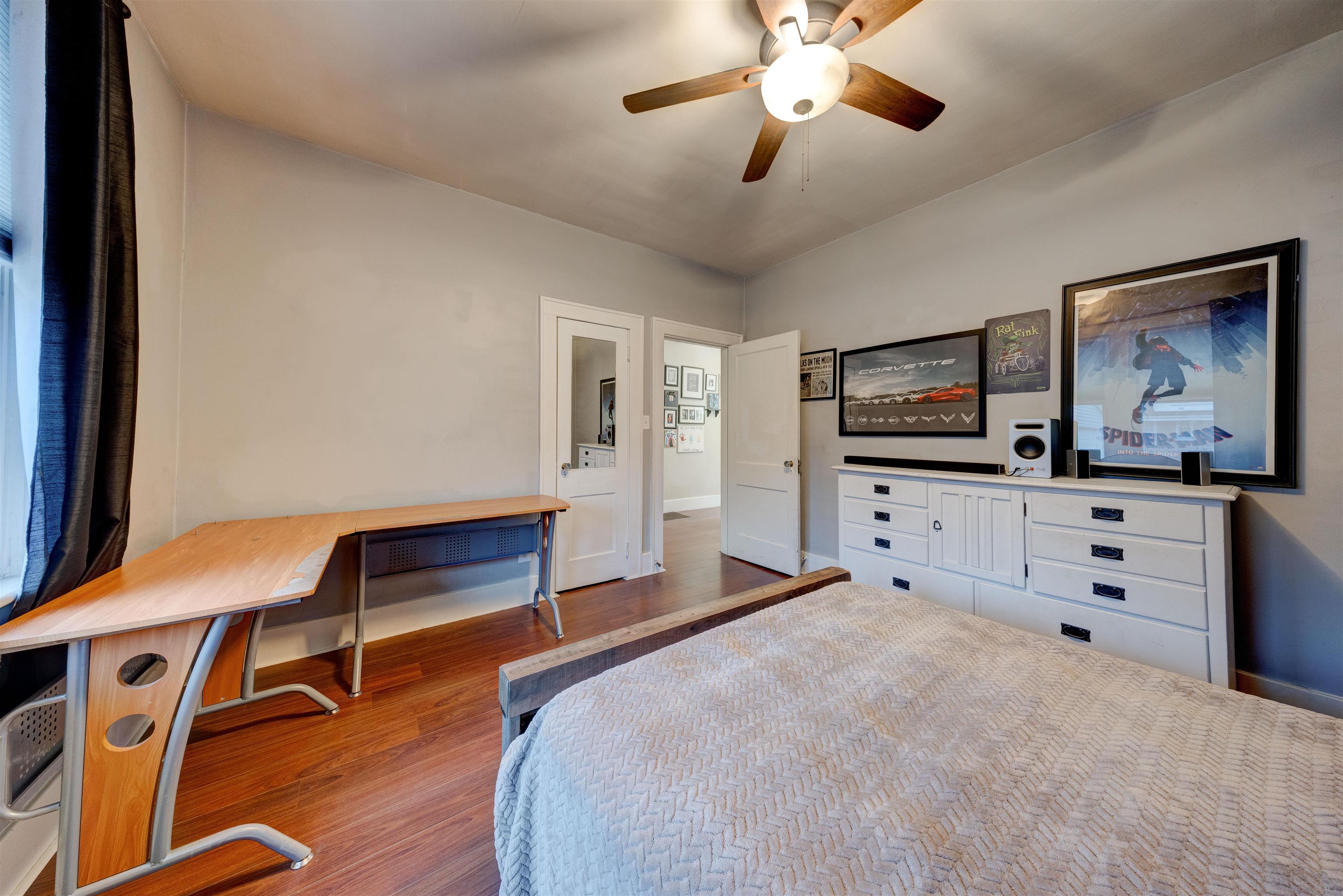 1303 Locust St, Owensboro, Kentucky 42301, 4 Bedrooms Bedrooms, ,1 BathroomBathrooms,Single Family Residence,For Sale,Locust St,93753