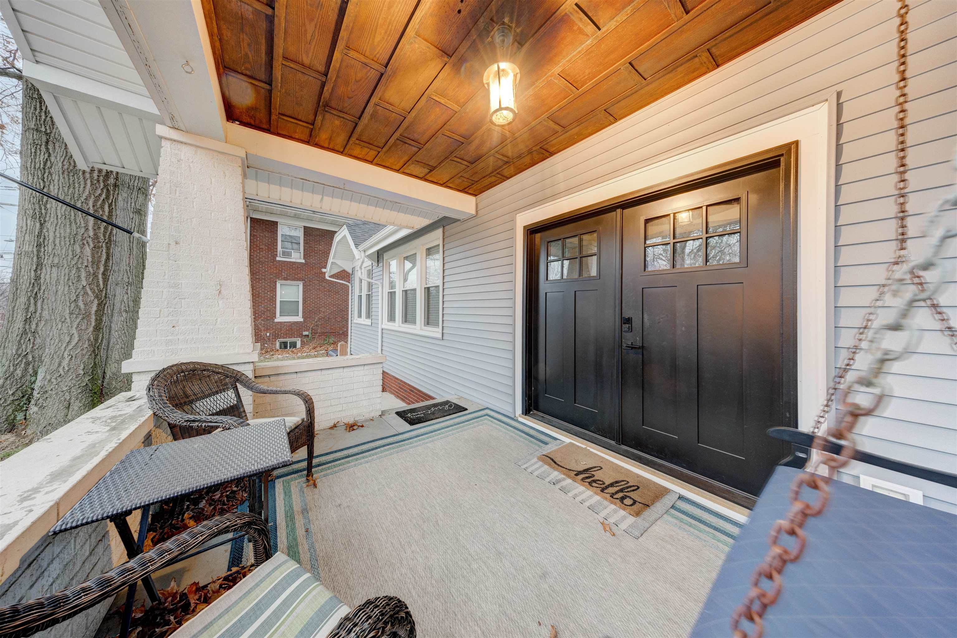 1303 Locust St, Owensboro, Kentucky 42301, 4 Bedrooms Bedrooms, ,1 BathroomBathrooms,Single Family Residence,For Sale,Locust St,93753