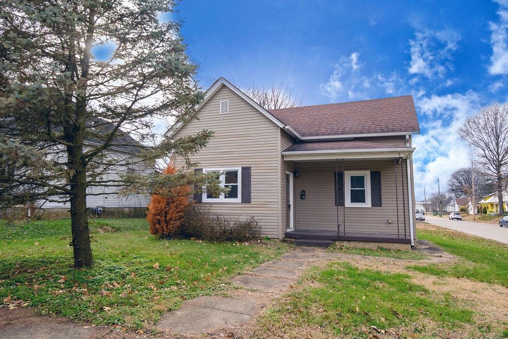 1702 Alexander Ave., Owensboro, Kentucky 42303, 2 Bedrooms Bedrooms, ,1 BathroomBathrooms,Single Family Residence,For Sale,Alexander Ave.,93754