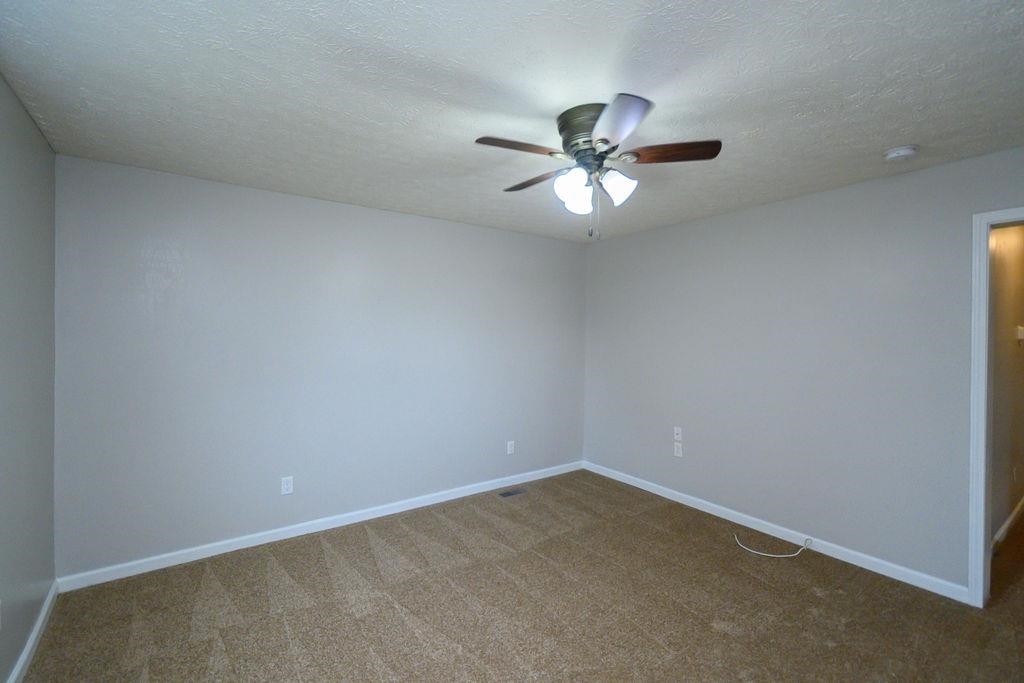 1702 Alexander Ave., Owensboro, Kentucky 42303, 2 Bedrooms Bedrooms, ,1 BathroomBathrooms,Single Family Residence,For Sale,Alexander Ave.,93754