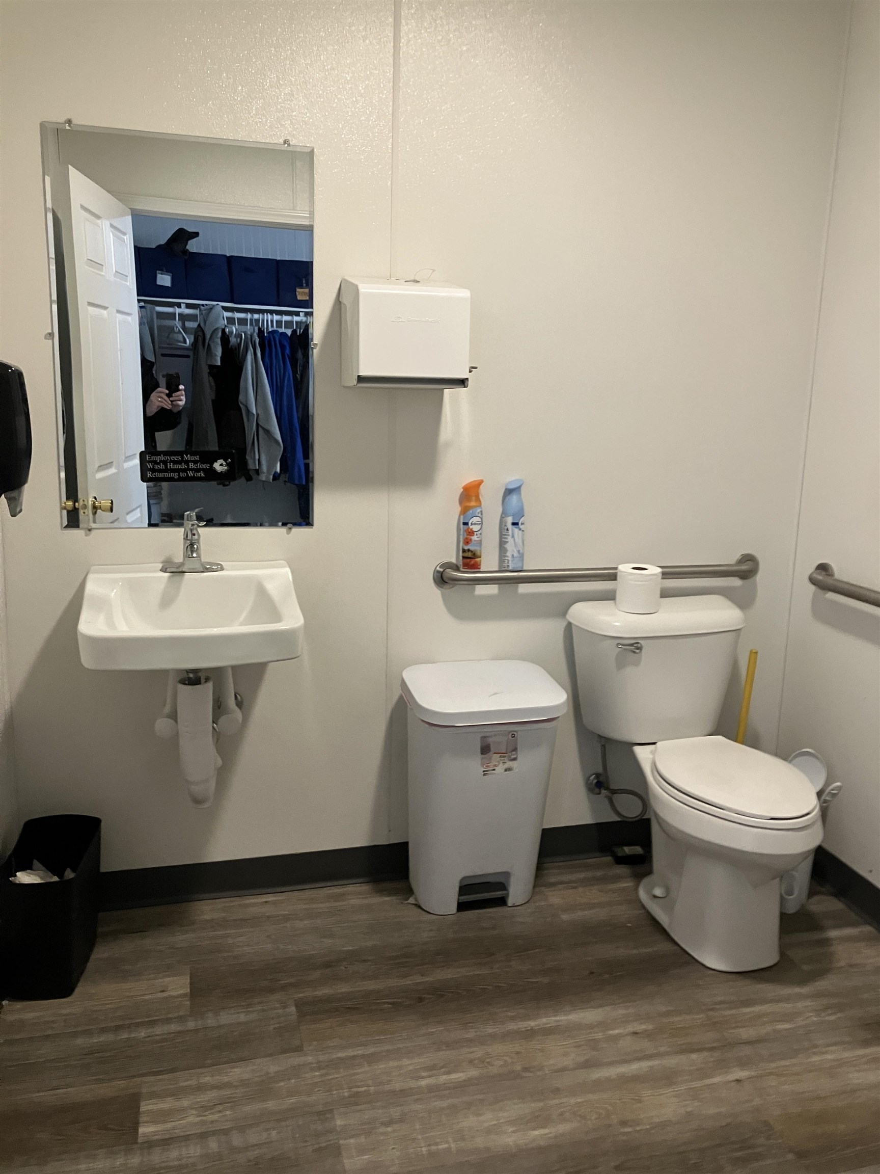 1601 2nd Street, Owensboro, Kentucky 42301, ,Retail,For Sale,2nd Street,93755