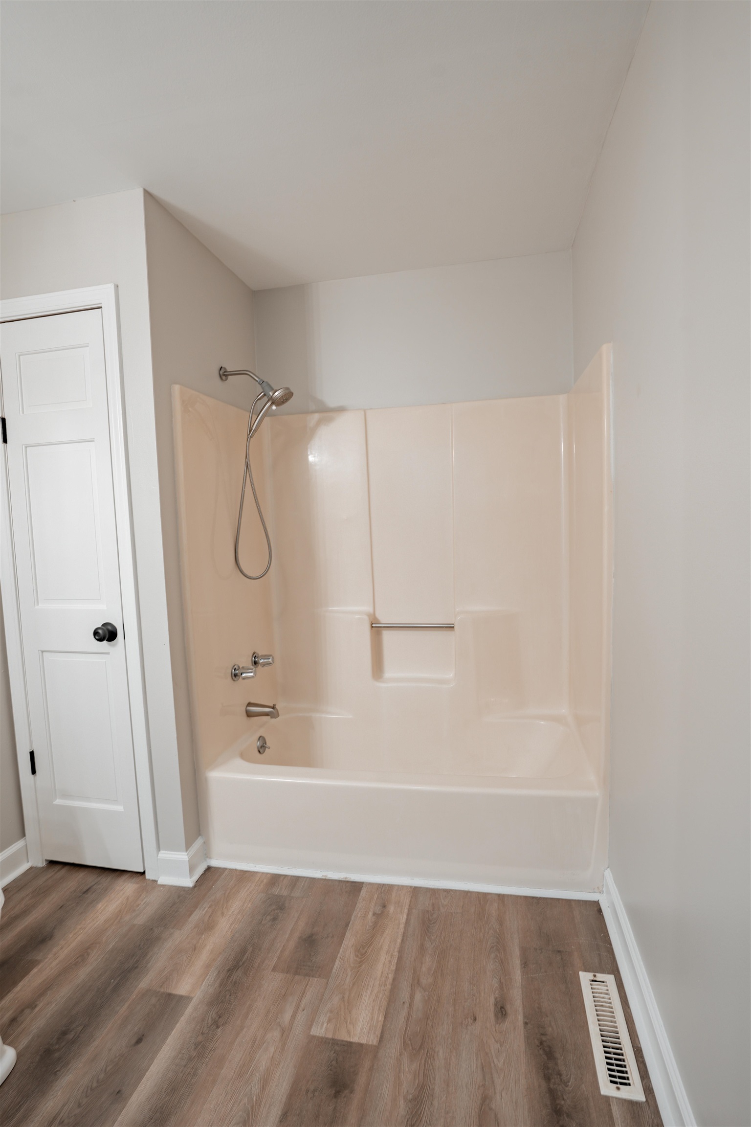 621 Clay Street, Owensboro, Kentucky 42303, 2 Bedrooms Bedrooms, ,1 BathroomBathrooms,Single Family Residence,For Sale,Clay Street,93757