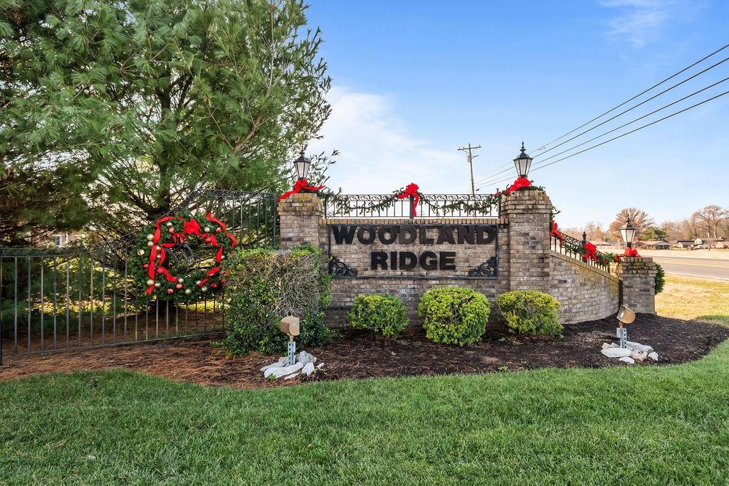 6410 Ridge Brook Cove, Owensboro, Kentucky 42301, 4 Bedrooms Bedrooms, ,2 BathroomsBathrooms,Single Family Residence,For Sale,Ridge Brook Cove,93765