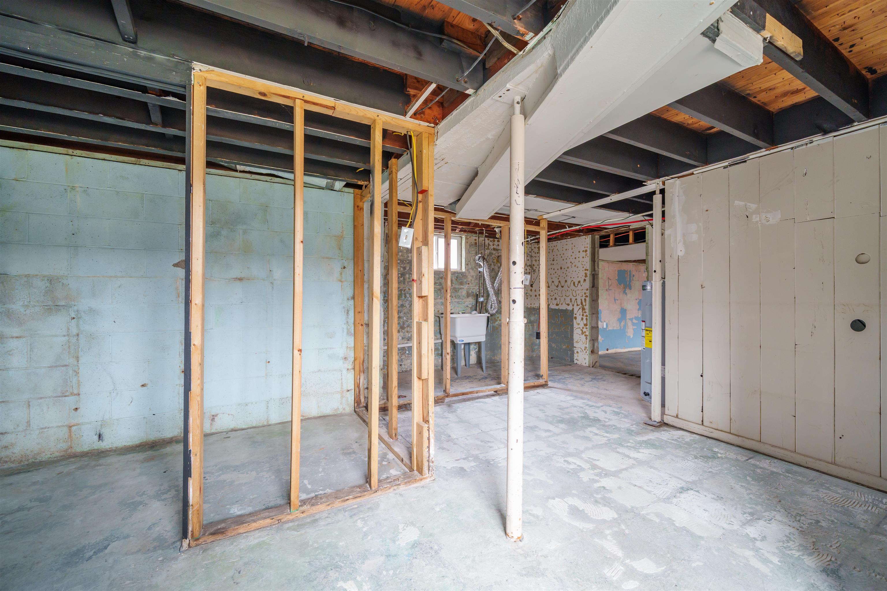 295 Walnut St, Calhoun, Kentucky 42327, 3 Bedrooms Bedrooms, ,1 BathroomBathrooms,Single Family Residence,For Sale,Walnut St,93766