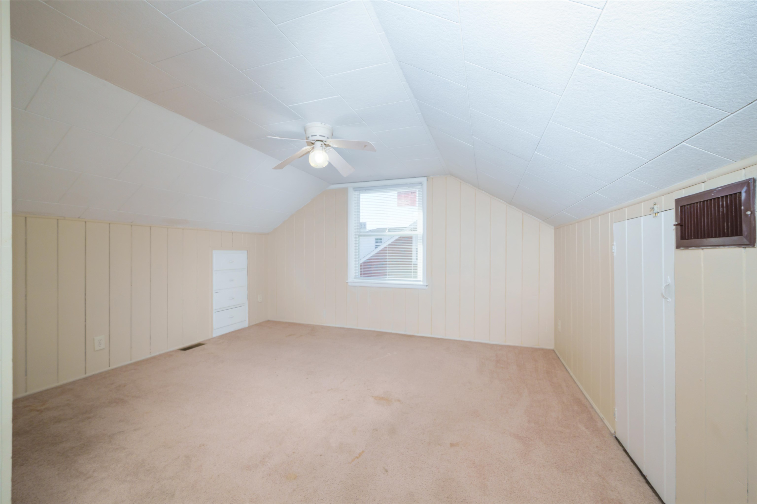 1512 Sioux Pl, Owensboro, Kentucky 42301, 4 Bedrooms Bedrooms, ,2 BathroomsBathrooms,Single Family Residence,For Sale,Sioux Pl,93769