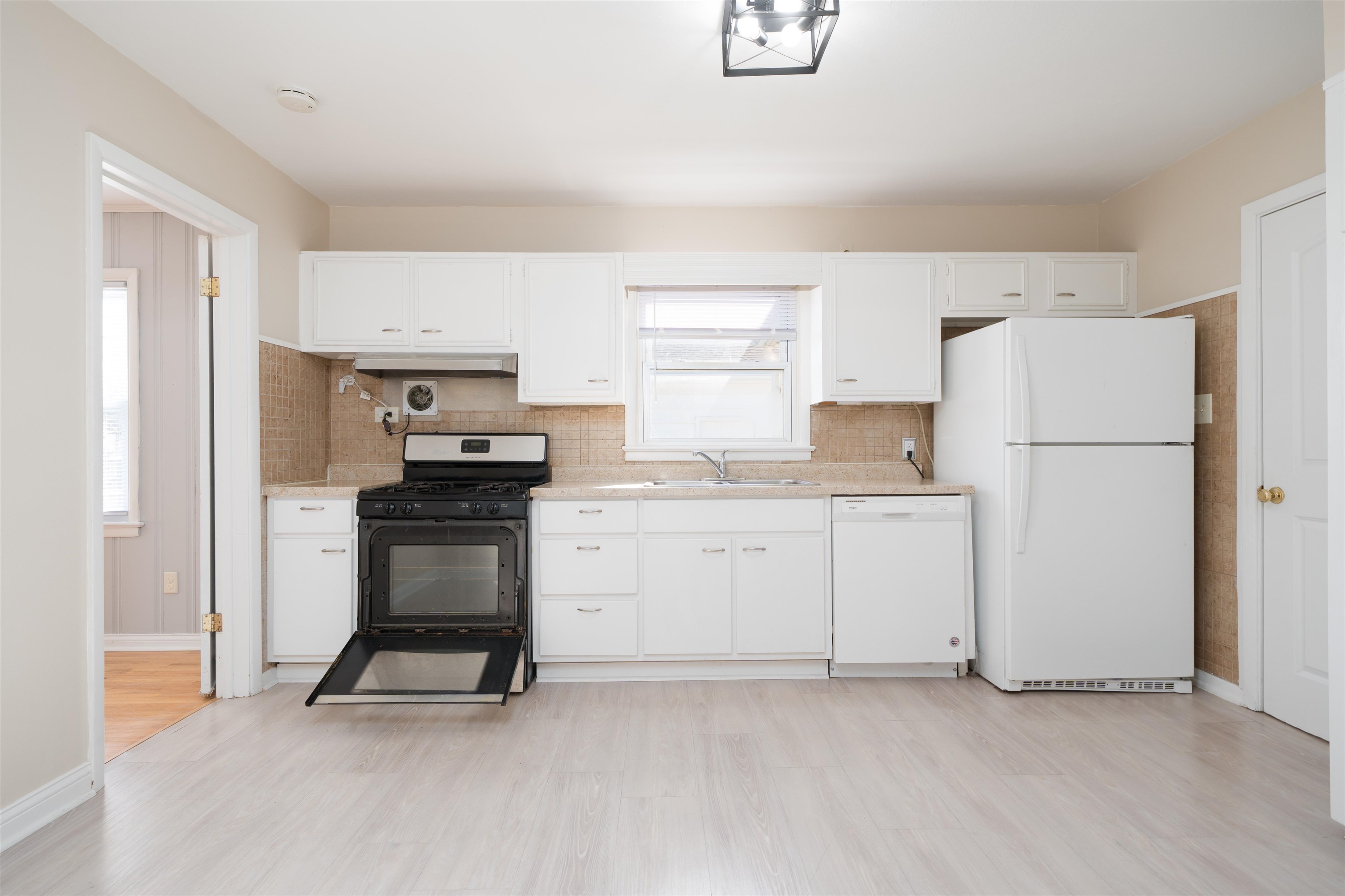 1512 Sioux Pl, Owensboro, Kentucky 42301, 4 Bedrooms Bedrooms, ,2 BathroomsBathrooms,Single Family Residence,For Sale,Sioux Pl,93769