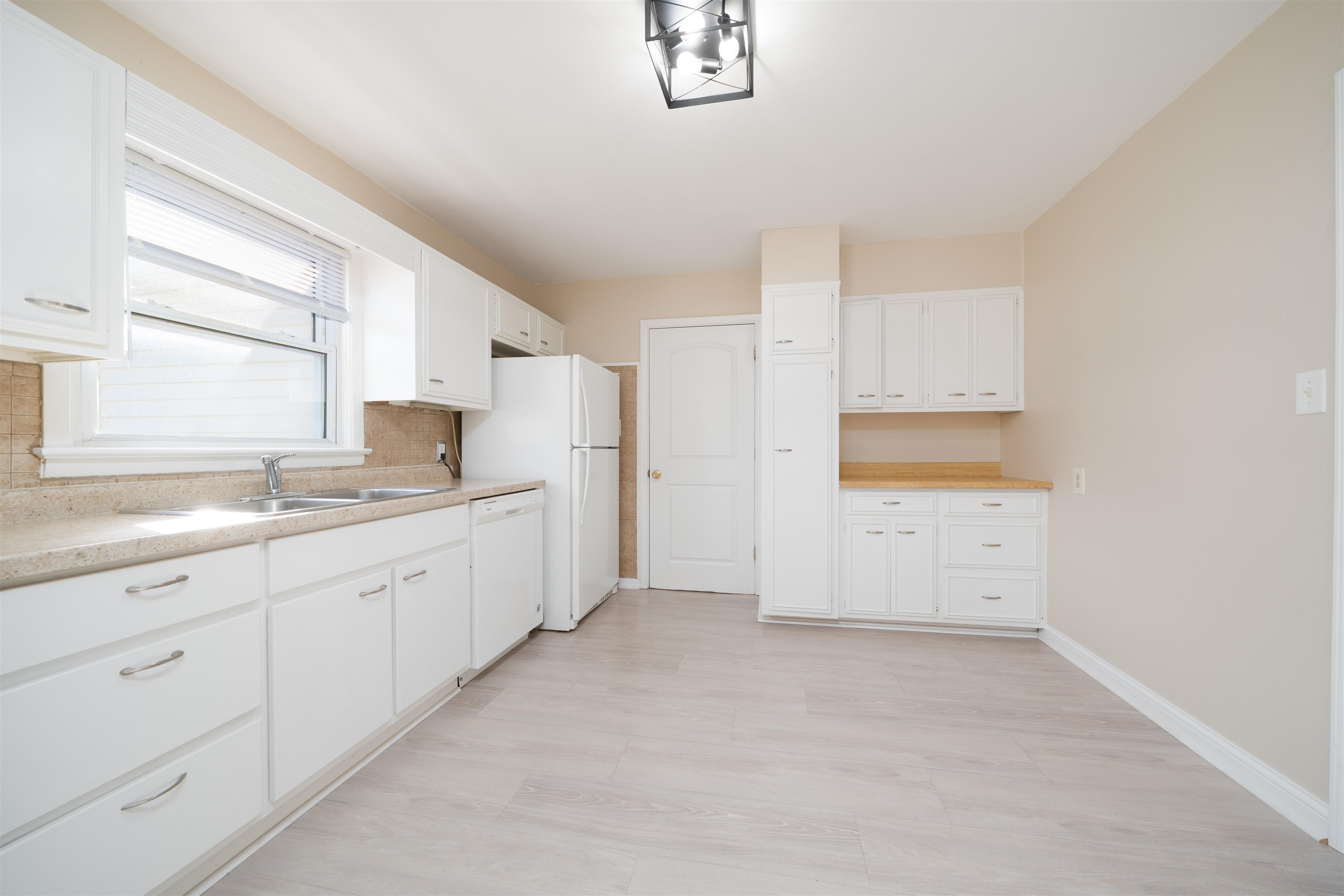 1512 Sioux Pl, Owensboro, Kentucky 42301, 4 Bedrooms Bedrooms, ,2 BathroomsBathrooms,Single Family Residence,For Sale,Sioux Pl,93769