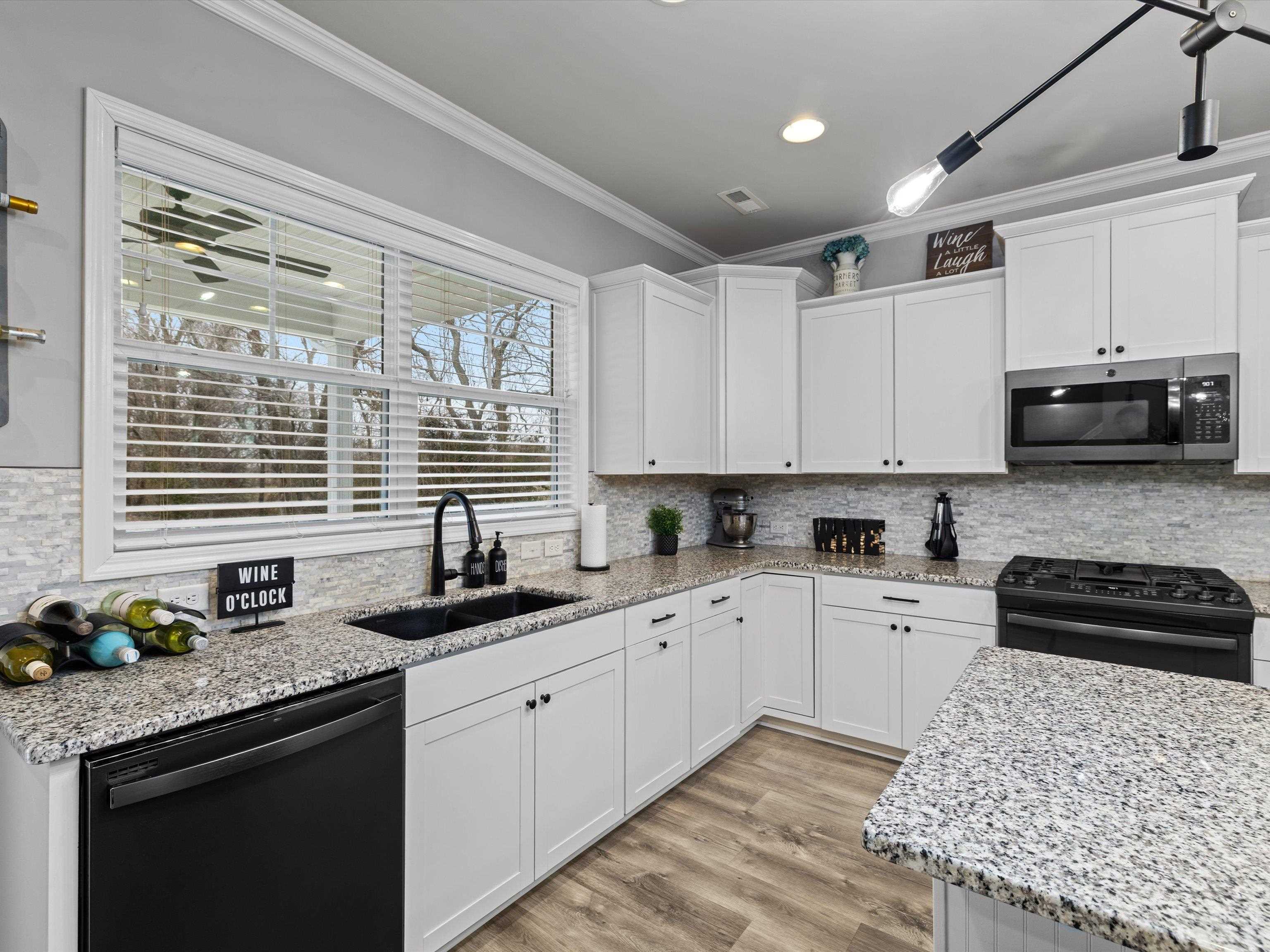 4127 Red Clover Drive, Owensboro, Kentucky 42303, 4 Bedrooms Bedrooms, ,2 BathroomsBathrooms,Single Family Residence,For Sale,Red Clover Drive,93779