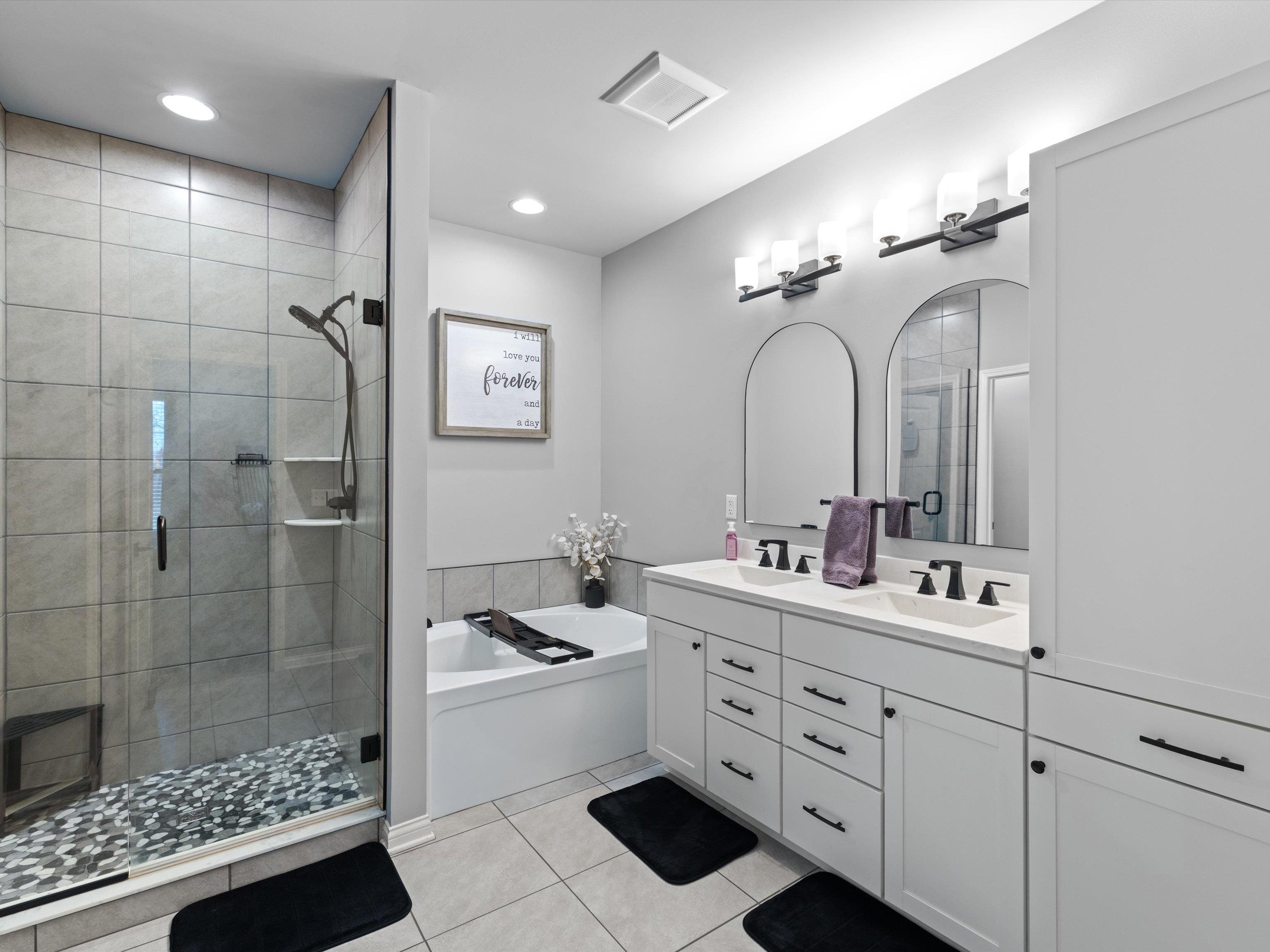 4127 Red Clover Drive, Owensboro, Kentucky 42303, 4 Bedrooms Bedrooms, ,2 BathroomsBathrooms,Single Family Residence,For Sale,Red Clover Drive,93779